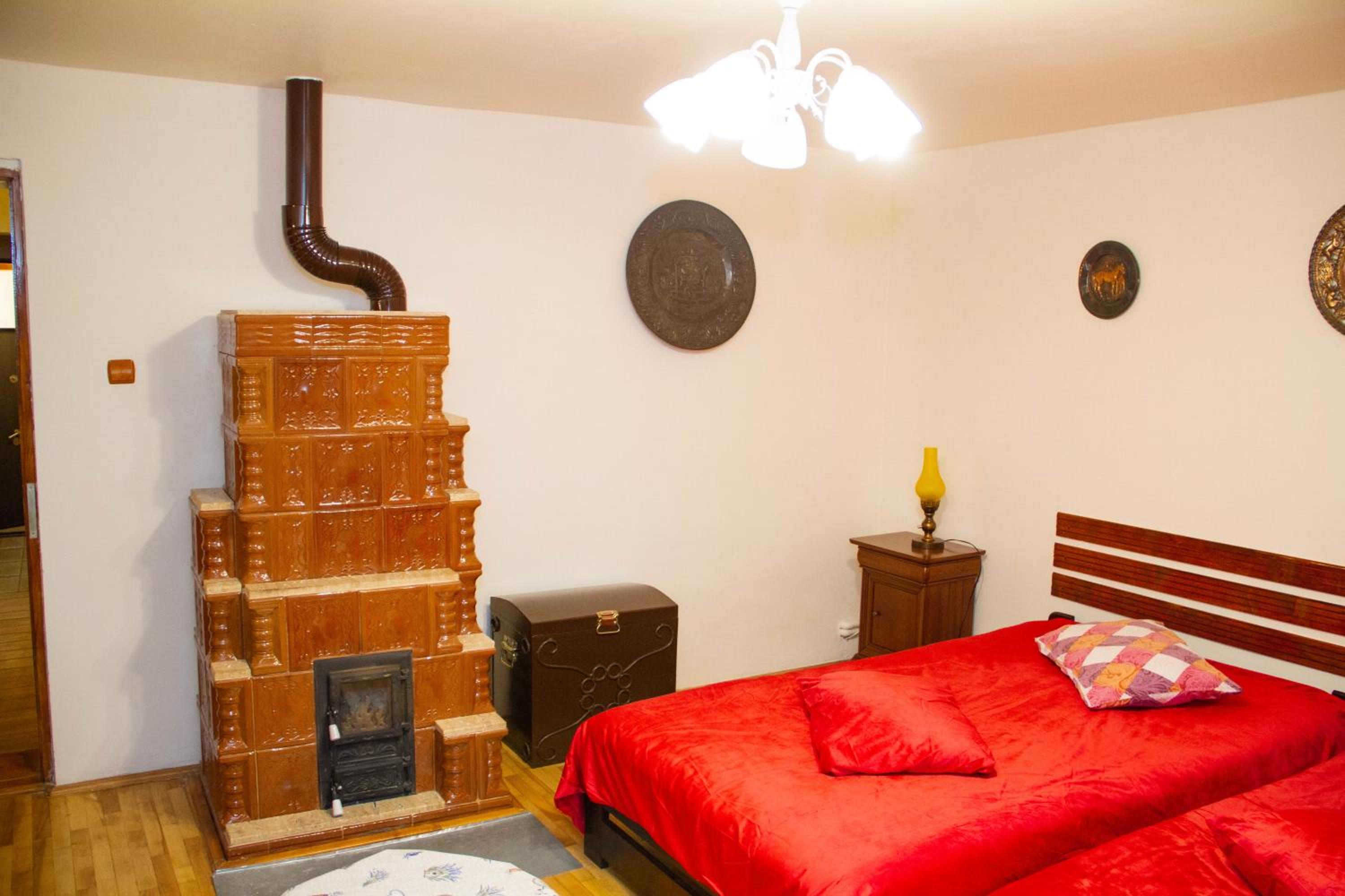 Large Double Room - Photo 5