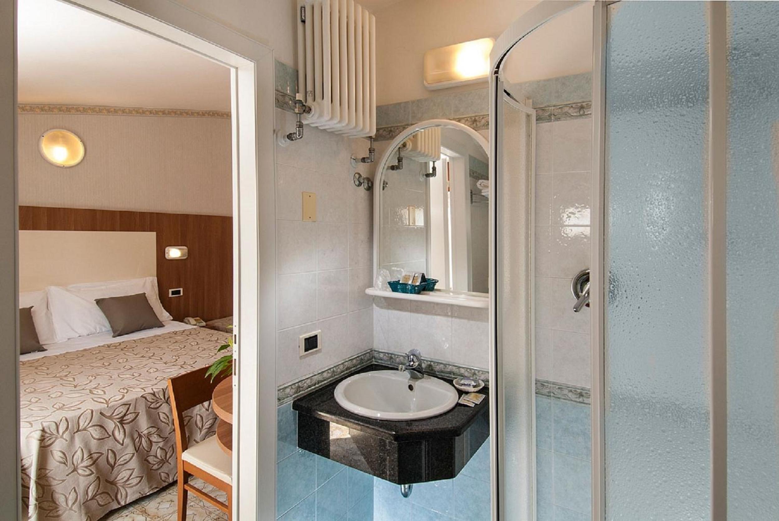 Classic Double Room photo 3