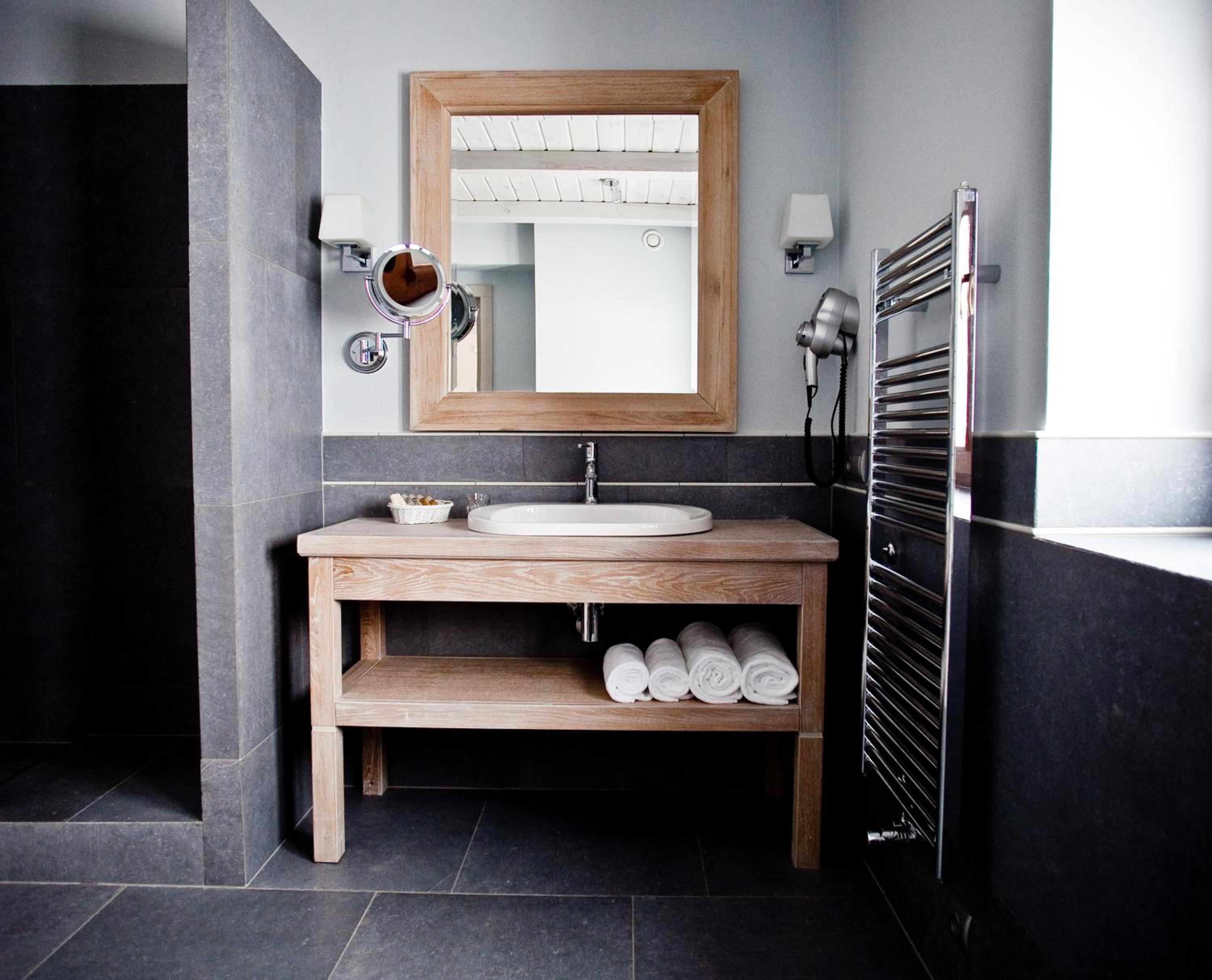 Superior Double or Twin Room - Photo 3