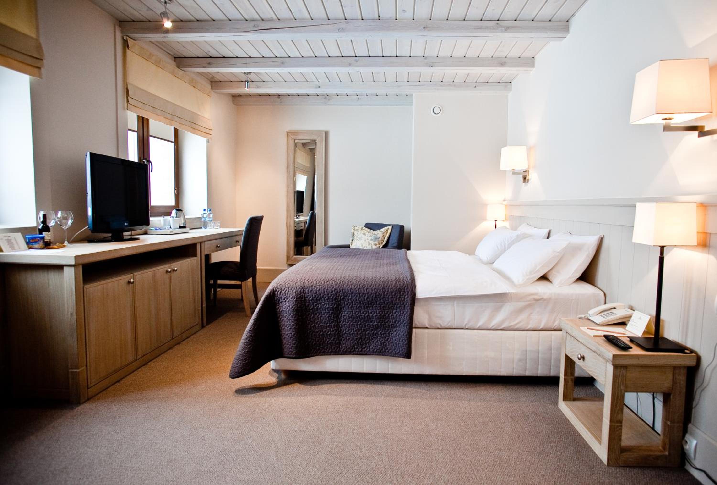 Superior Double or Twin Room - Photo 1