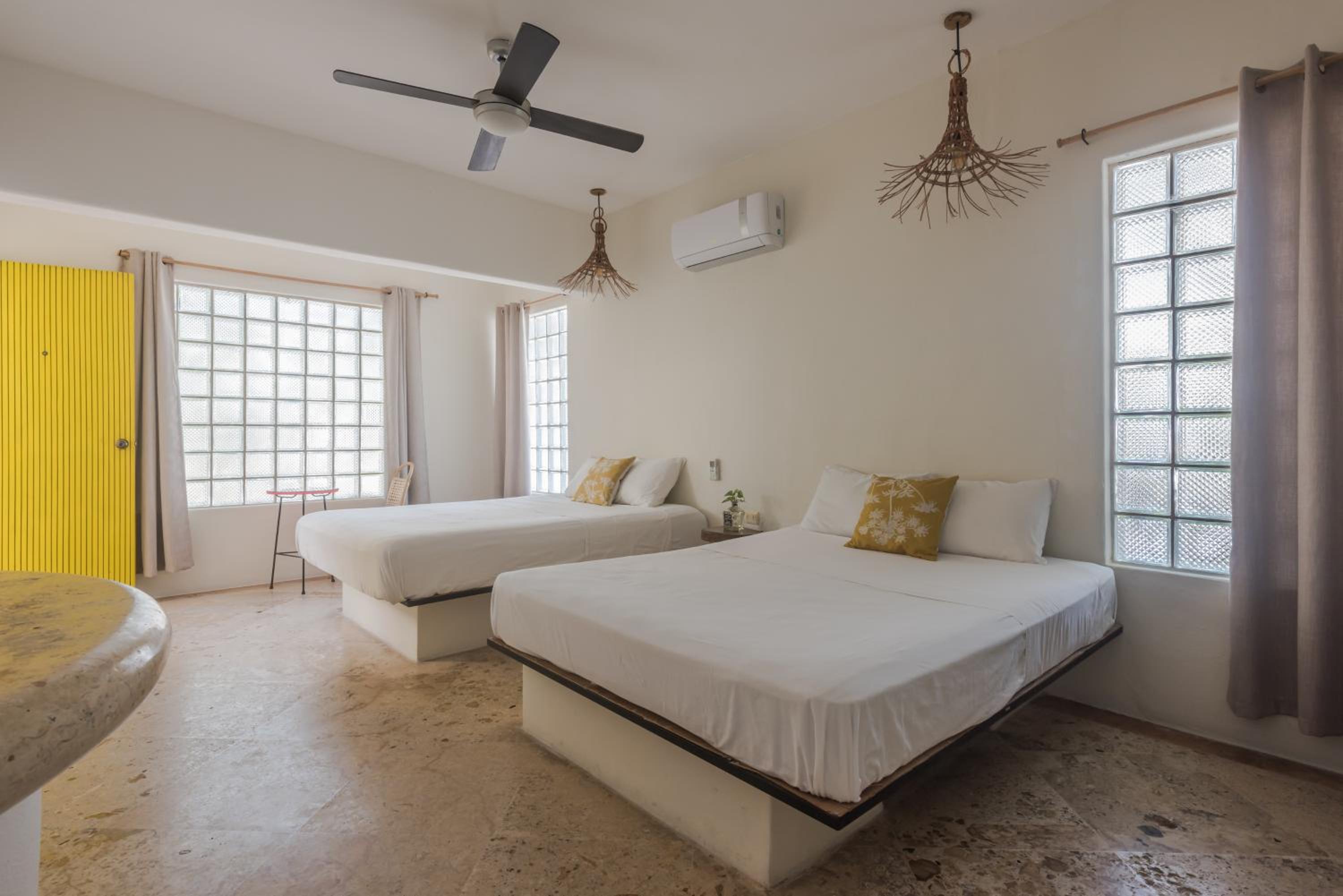 Standard Twin Room - Photo 33
