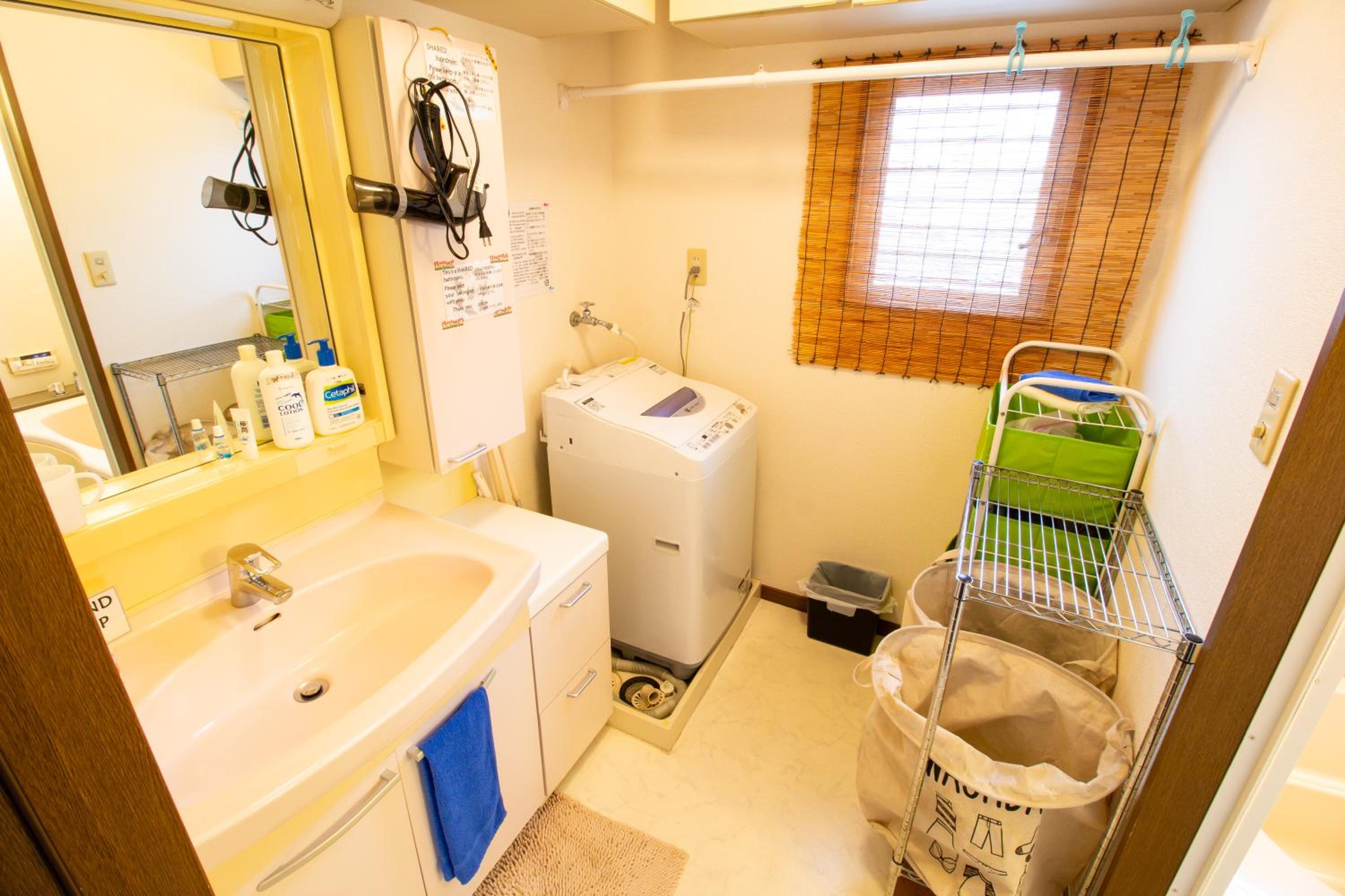 Triple Room with Shared Bathroom photo 3