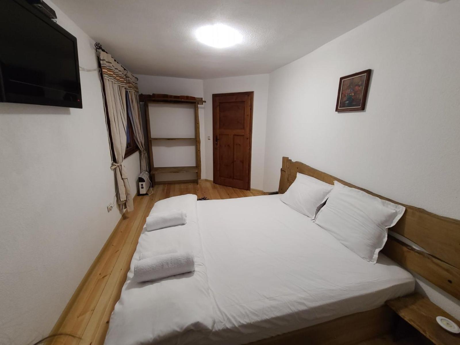 Two-Bedroom House photo 2