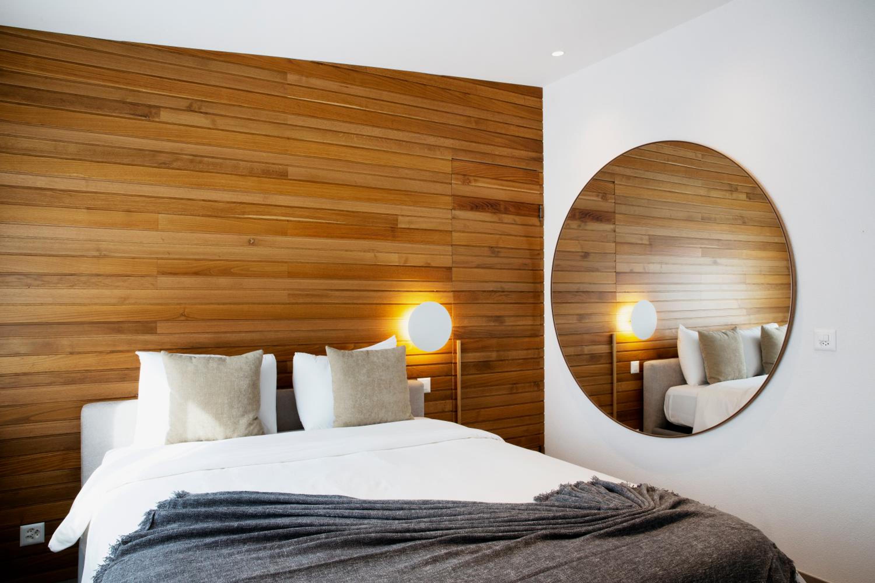 Superior Suite - Photo 3