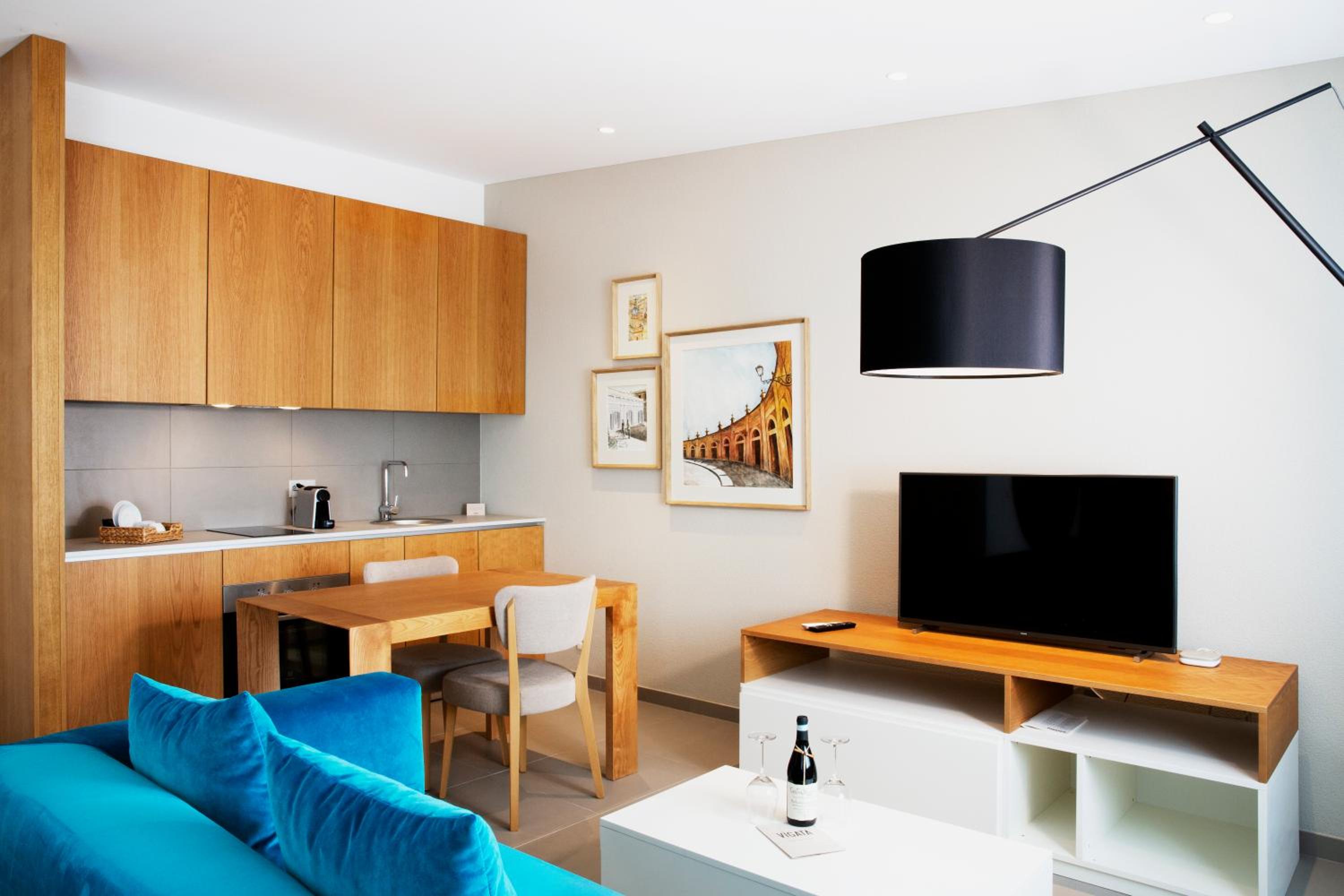 Superior Suite - Photo 2
