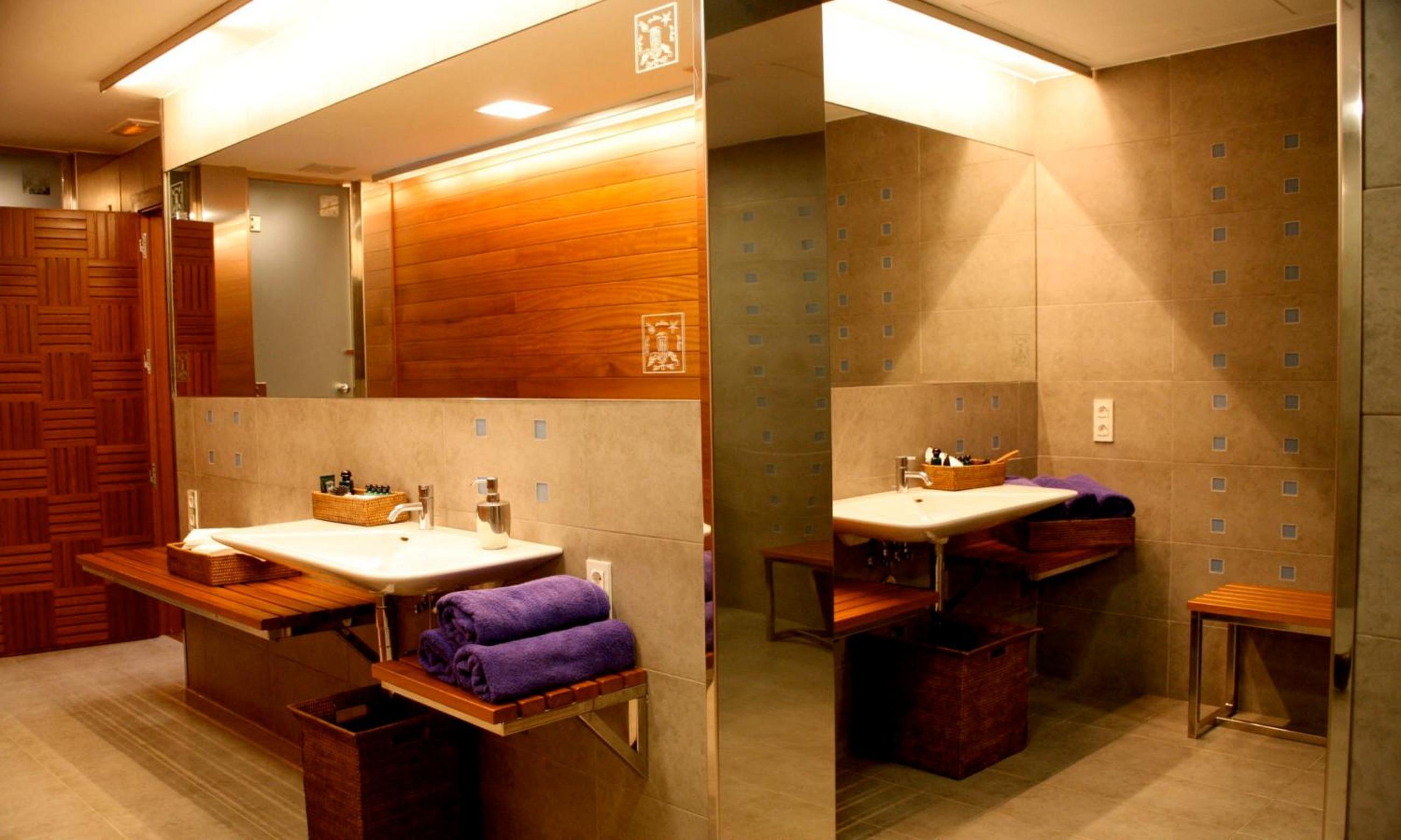 Habitación Doble Clásica con Terraza y Acceso al Spa