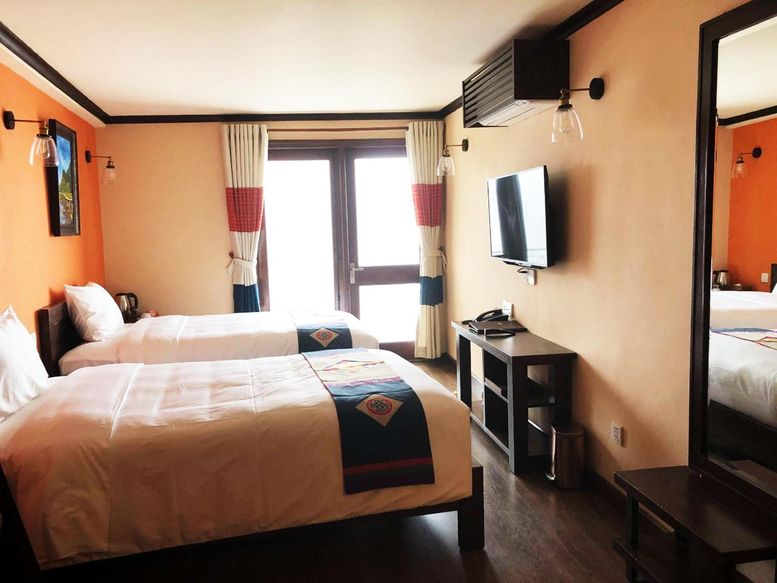 Twin Room With Balcony