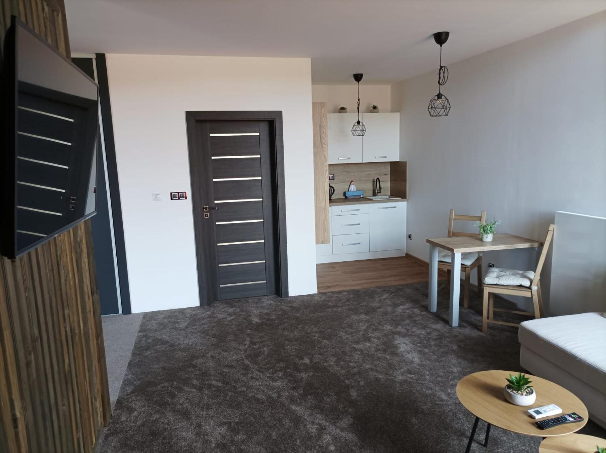 Deluxe Double Room with Bath photo 3