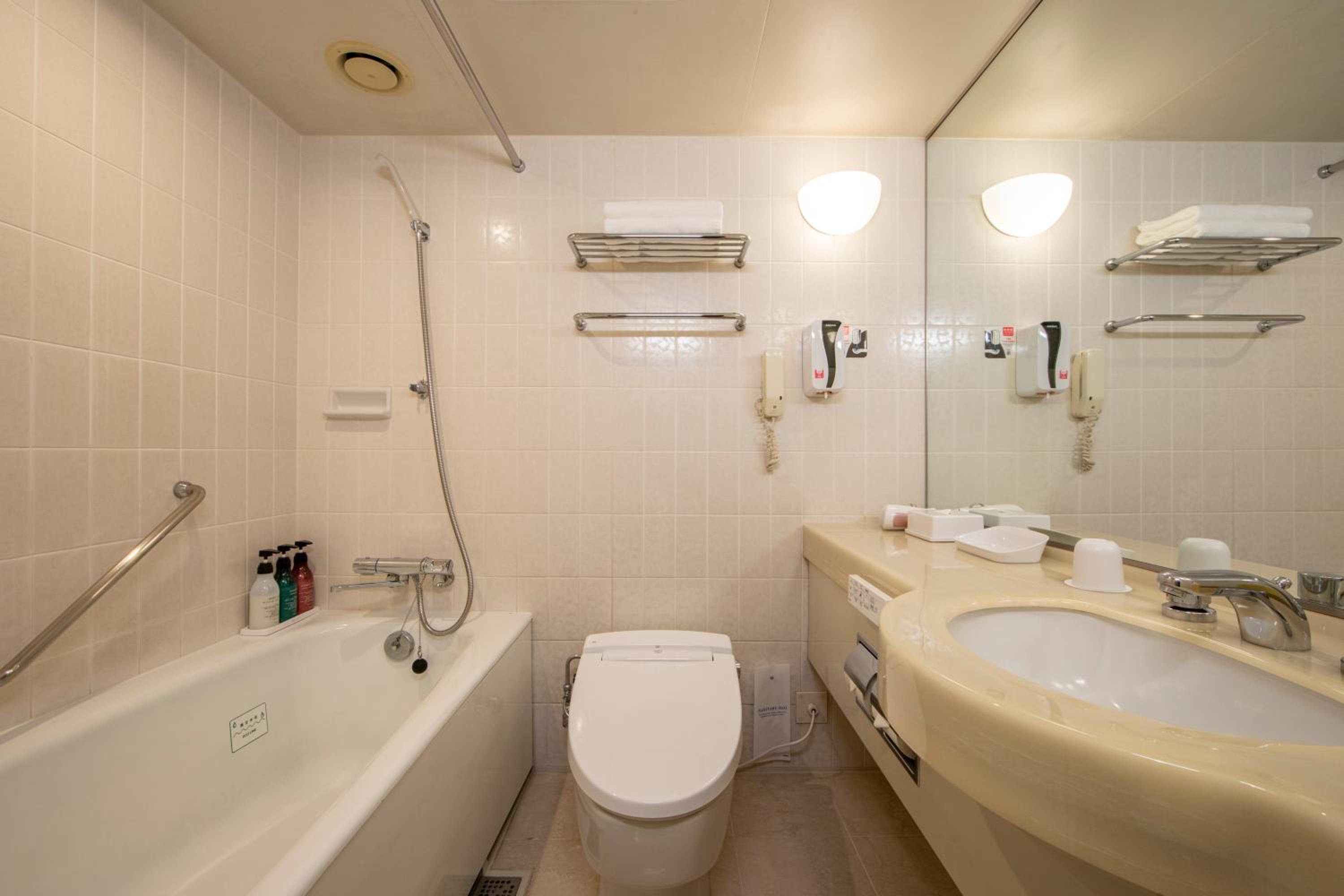 Double Room - Non-Smoking  photo 2