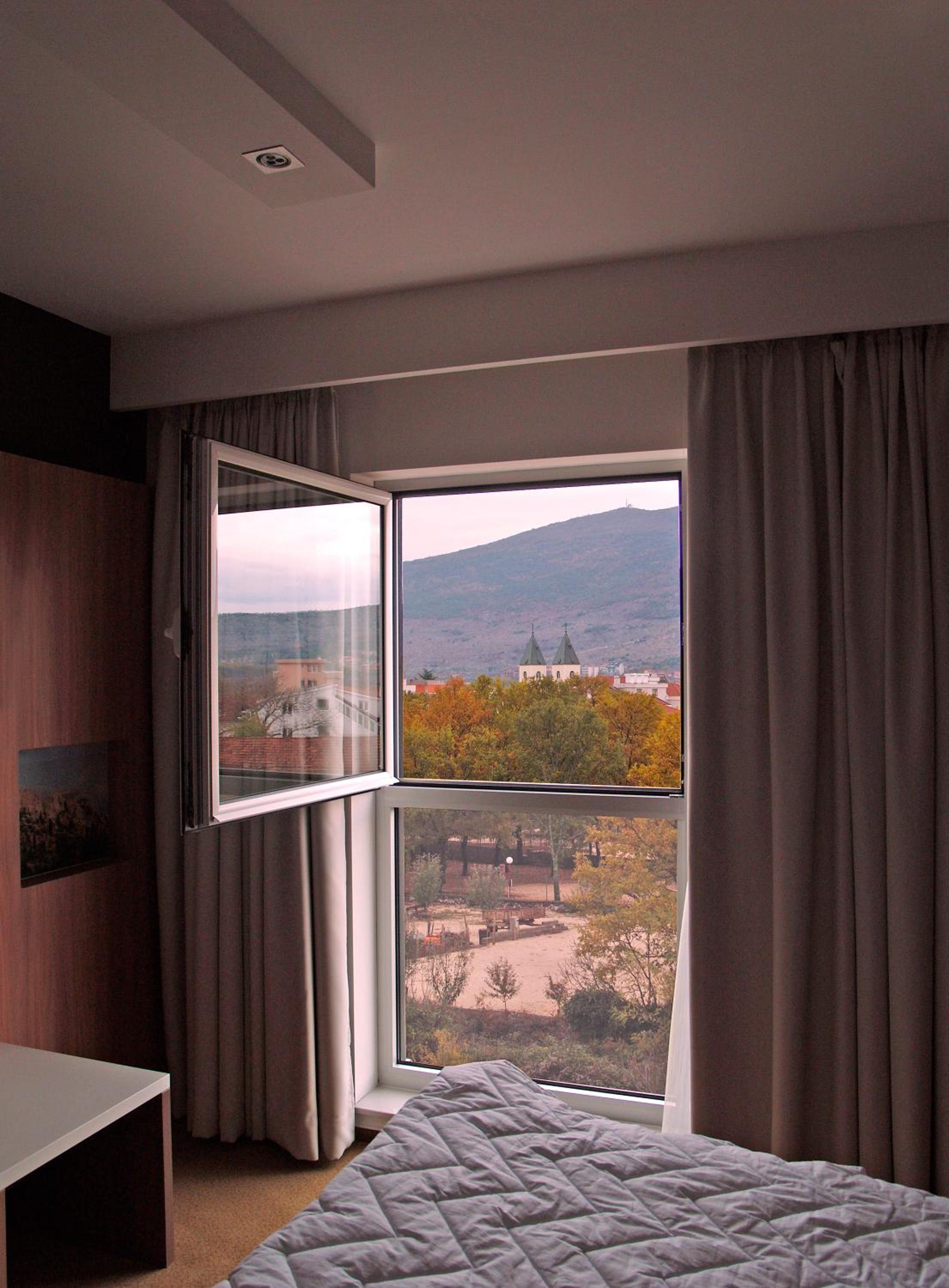 Standard Twin Room - Photo 5