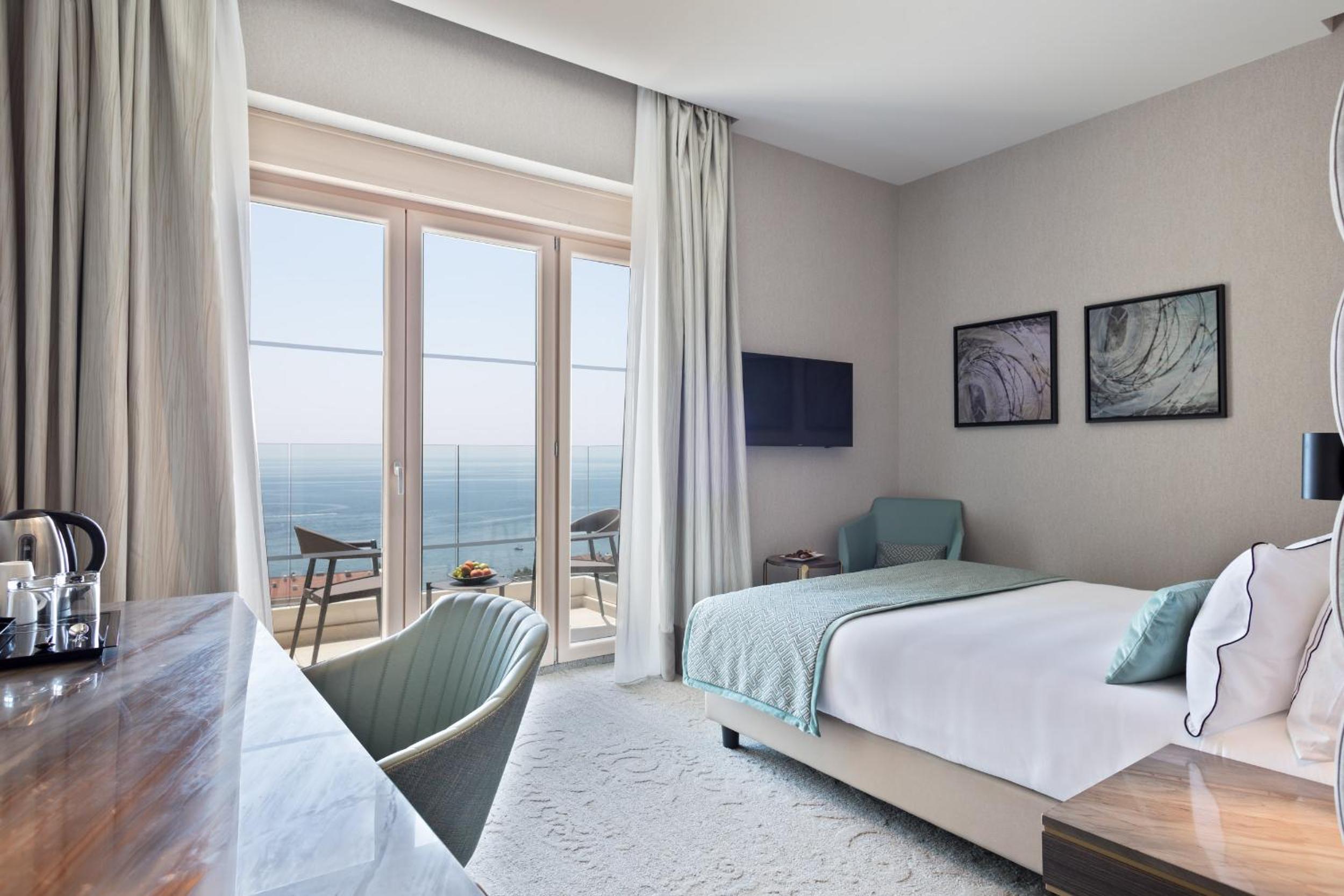 Deluxe Room Sea View