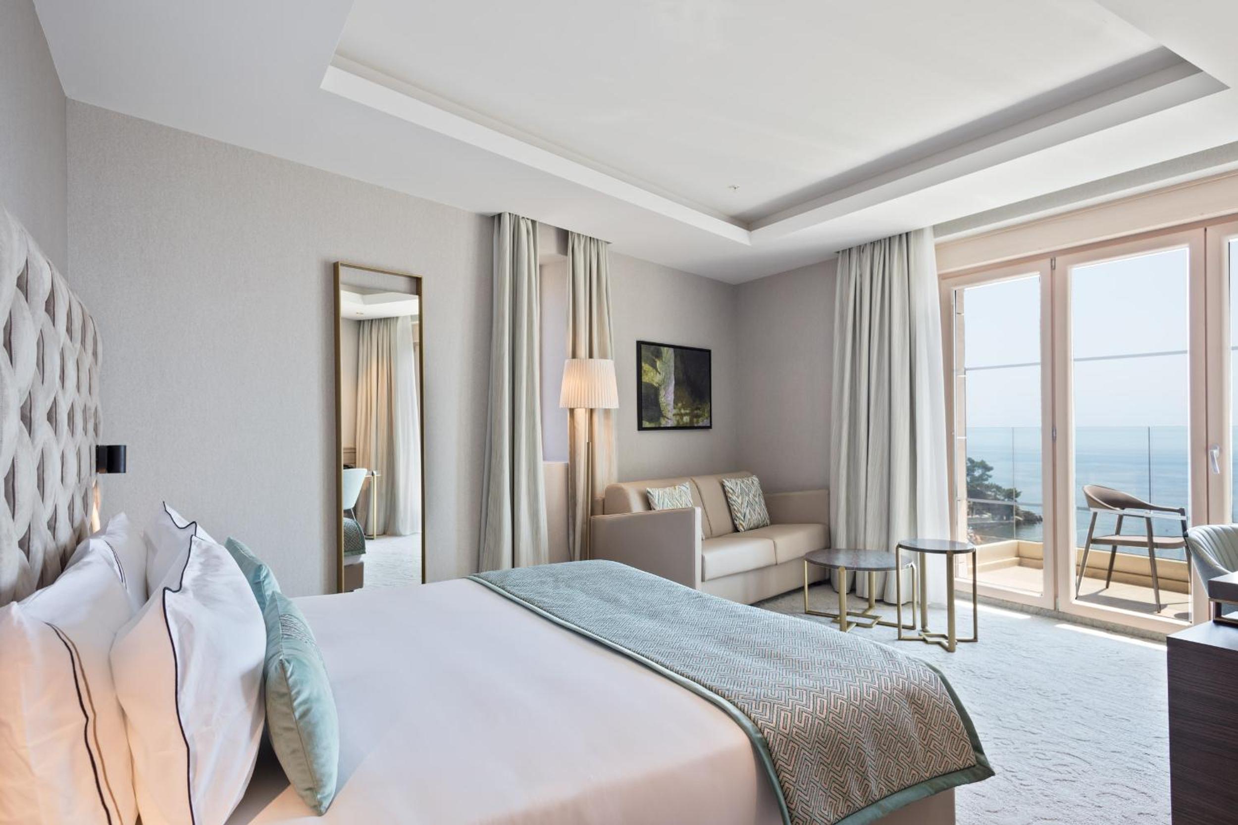 Special Offer - Free Upgrade to Deluxe Double Room with Balcony and Sea View photo 3