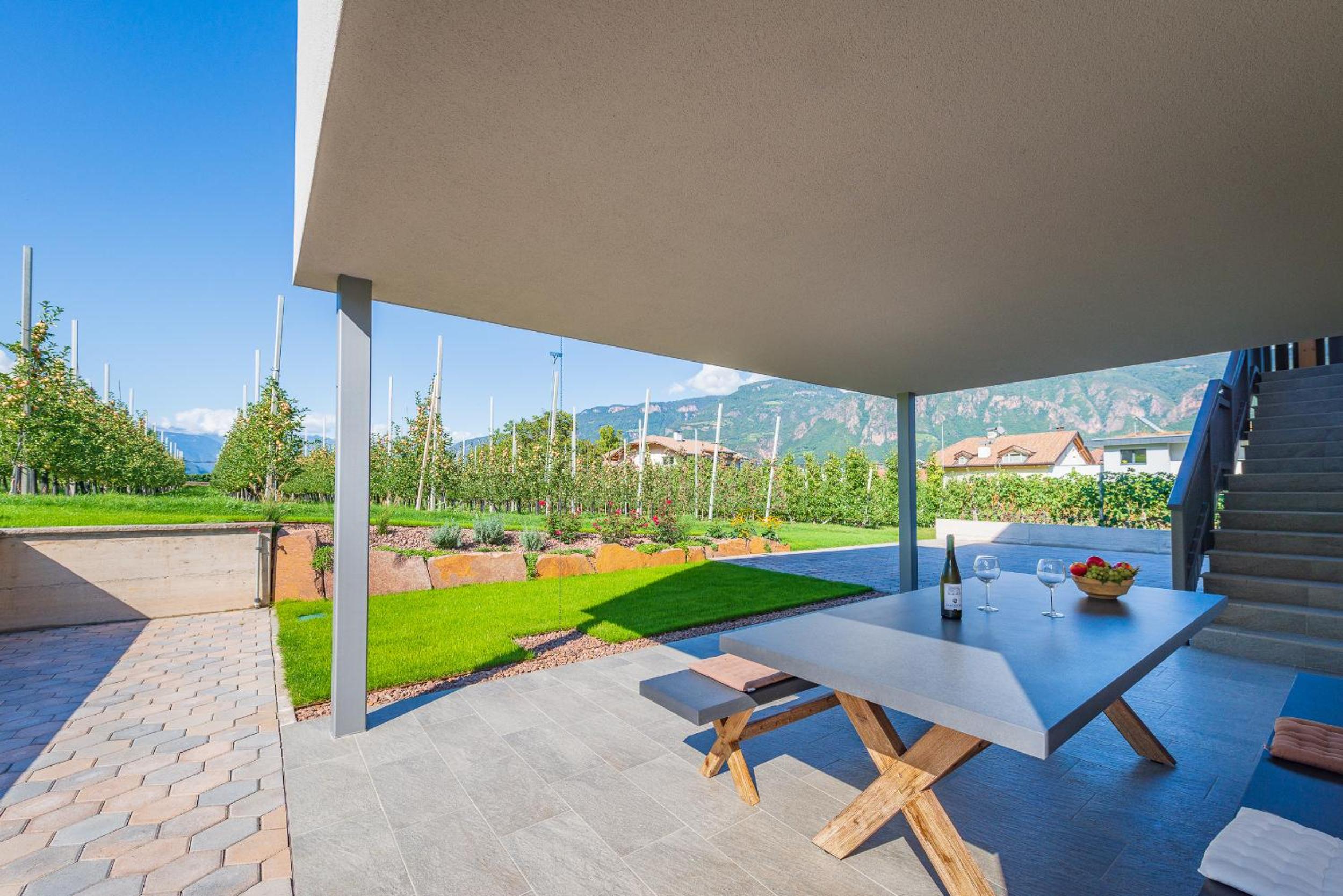 Double Room with Balcony - Photo 17