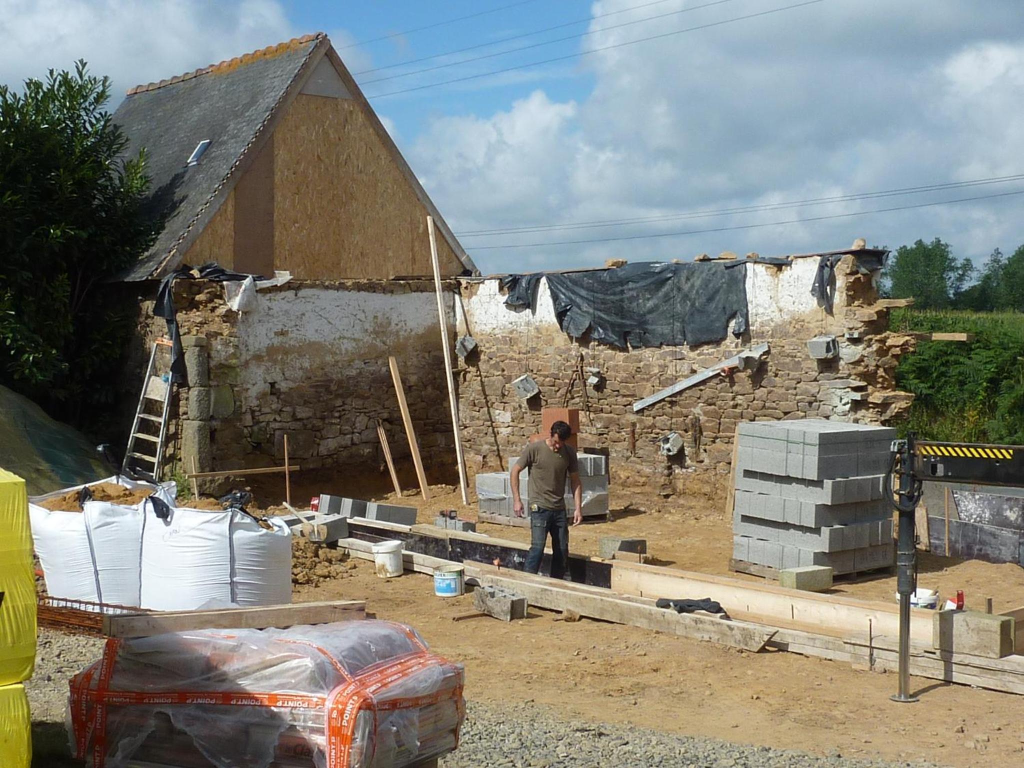 Two-Bedroom House - Photo 14