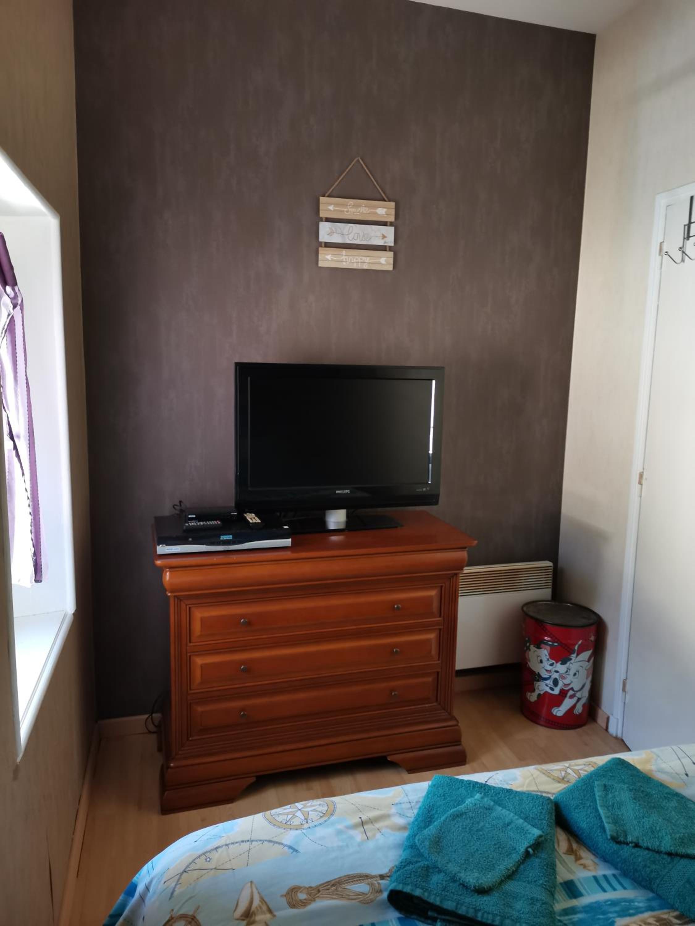Small Double Room - Photo 3