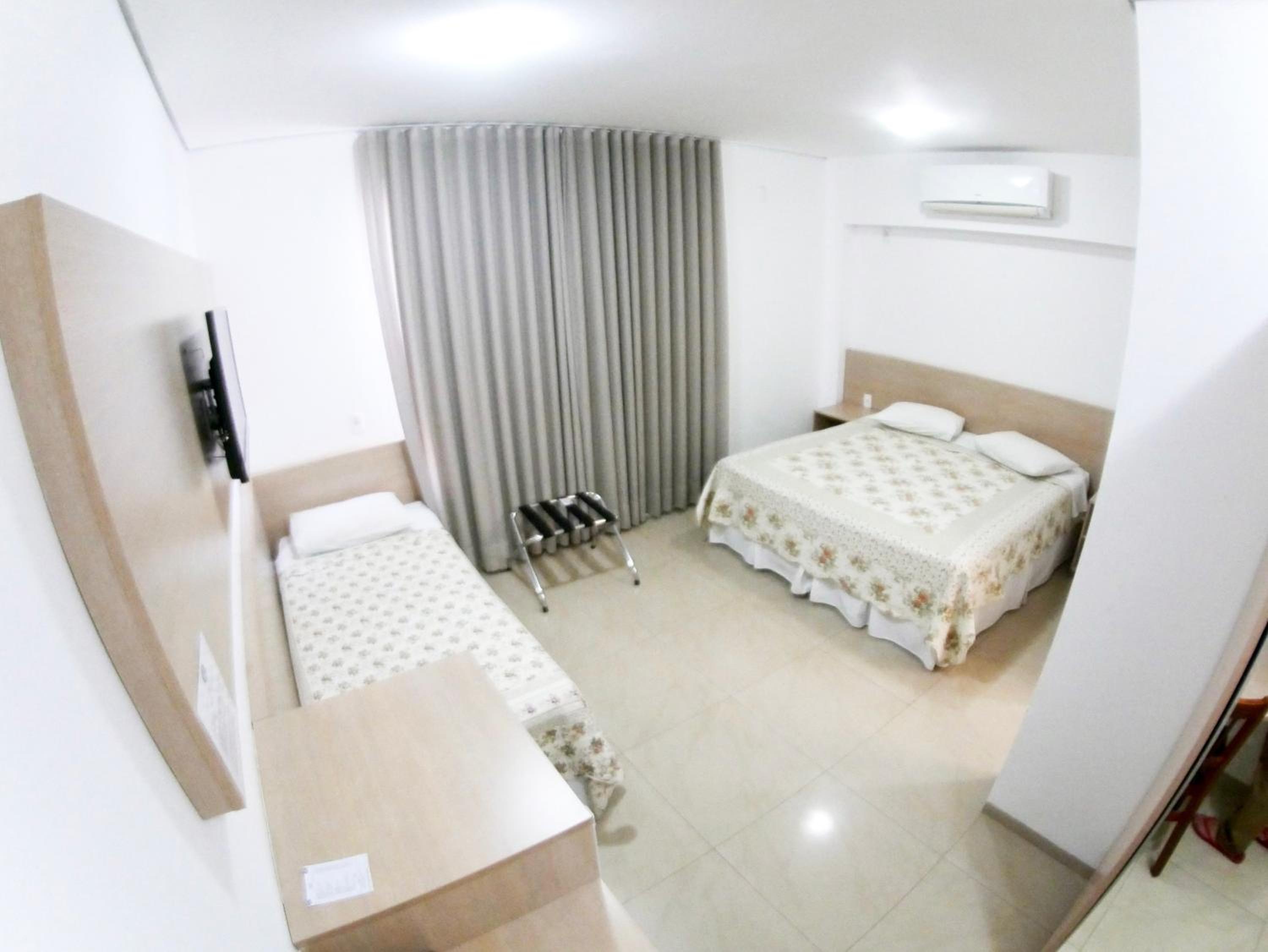 Standard Triple Room photo 2