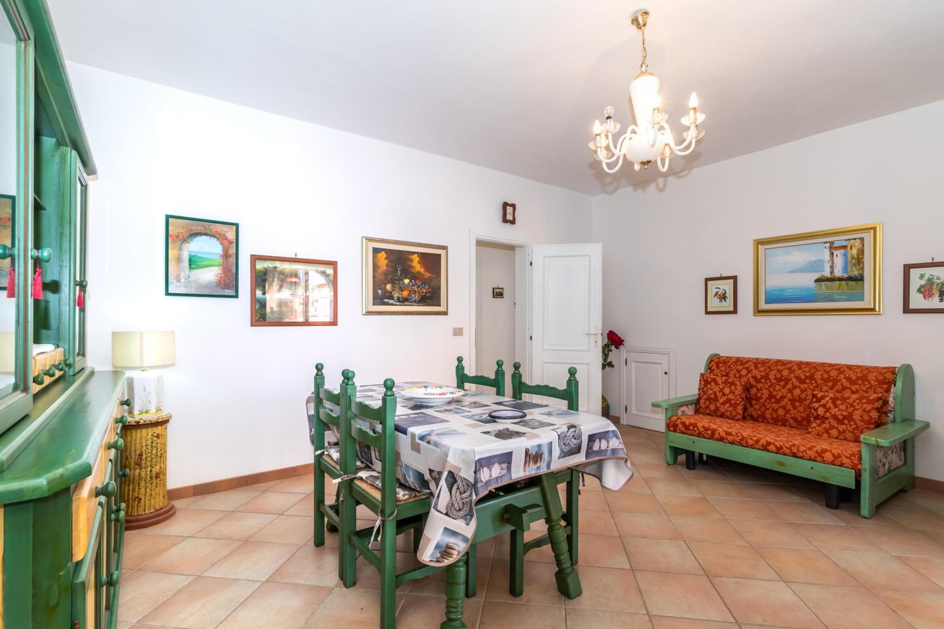 Two-Bedroom Deluxe Apartment with Garden View photo 3