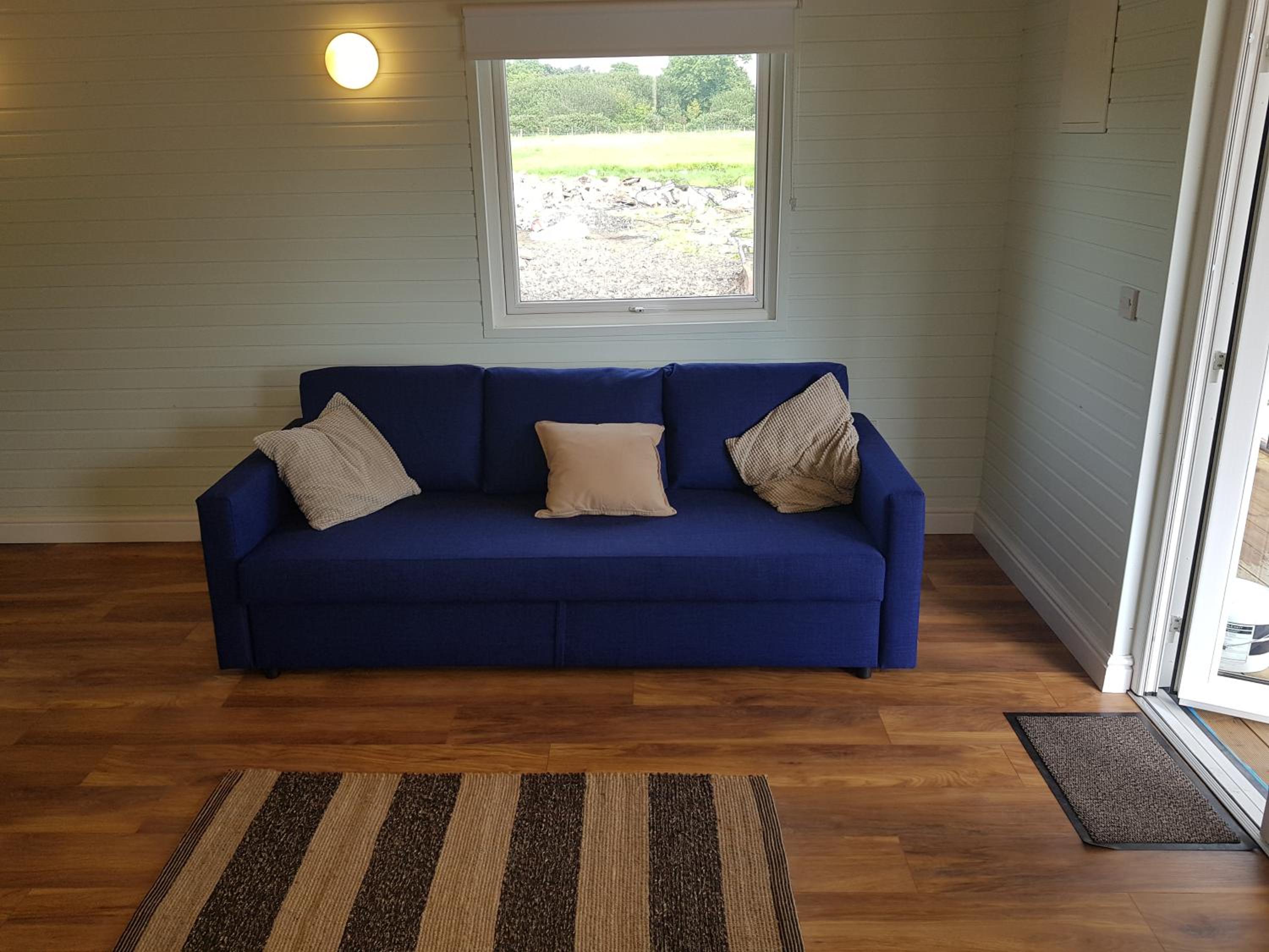 One-Bedroom Apartment - Photo 10