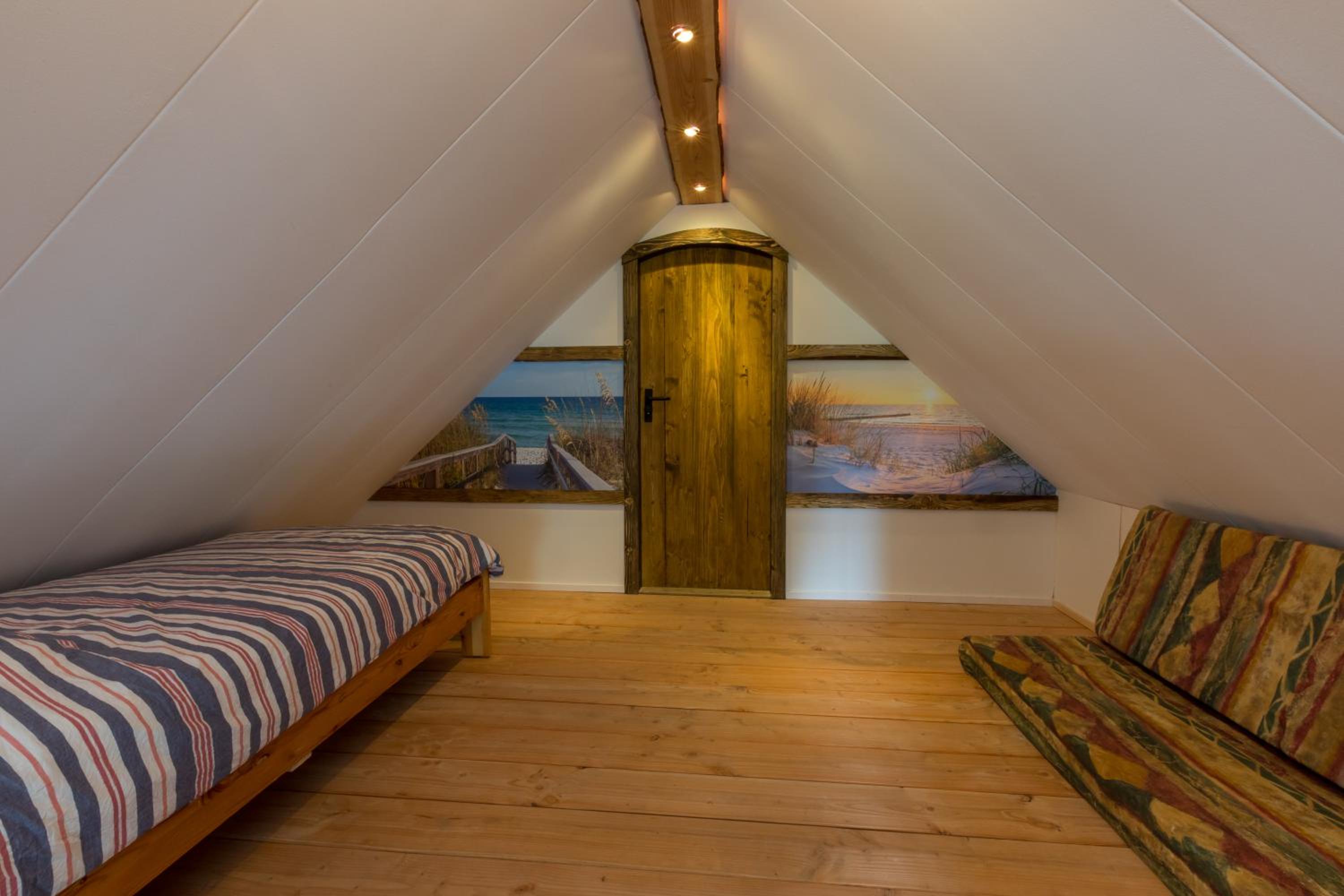 Three-Bedroom Apartment - Photo 15