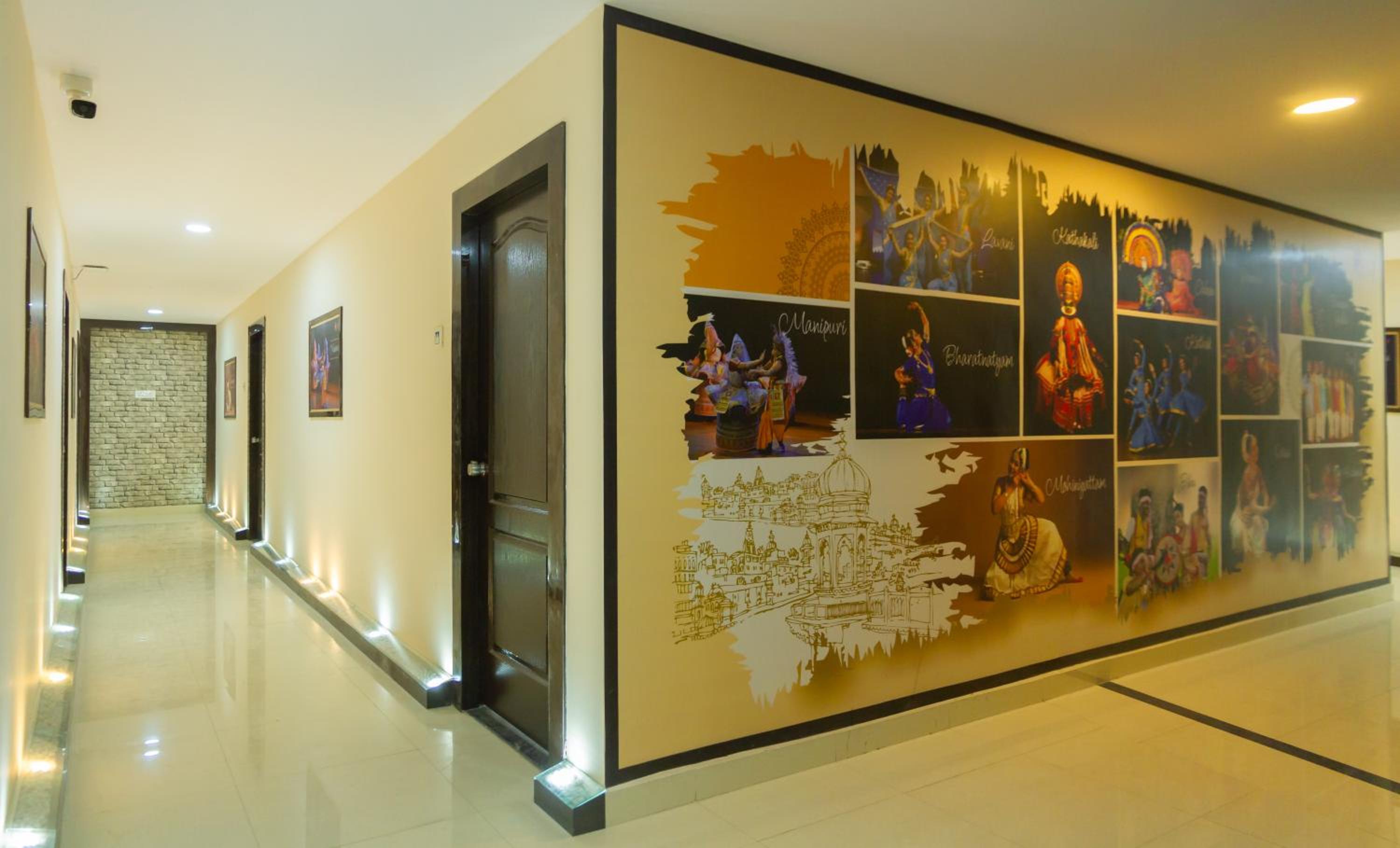 Deluxe Room - Photo 2