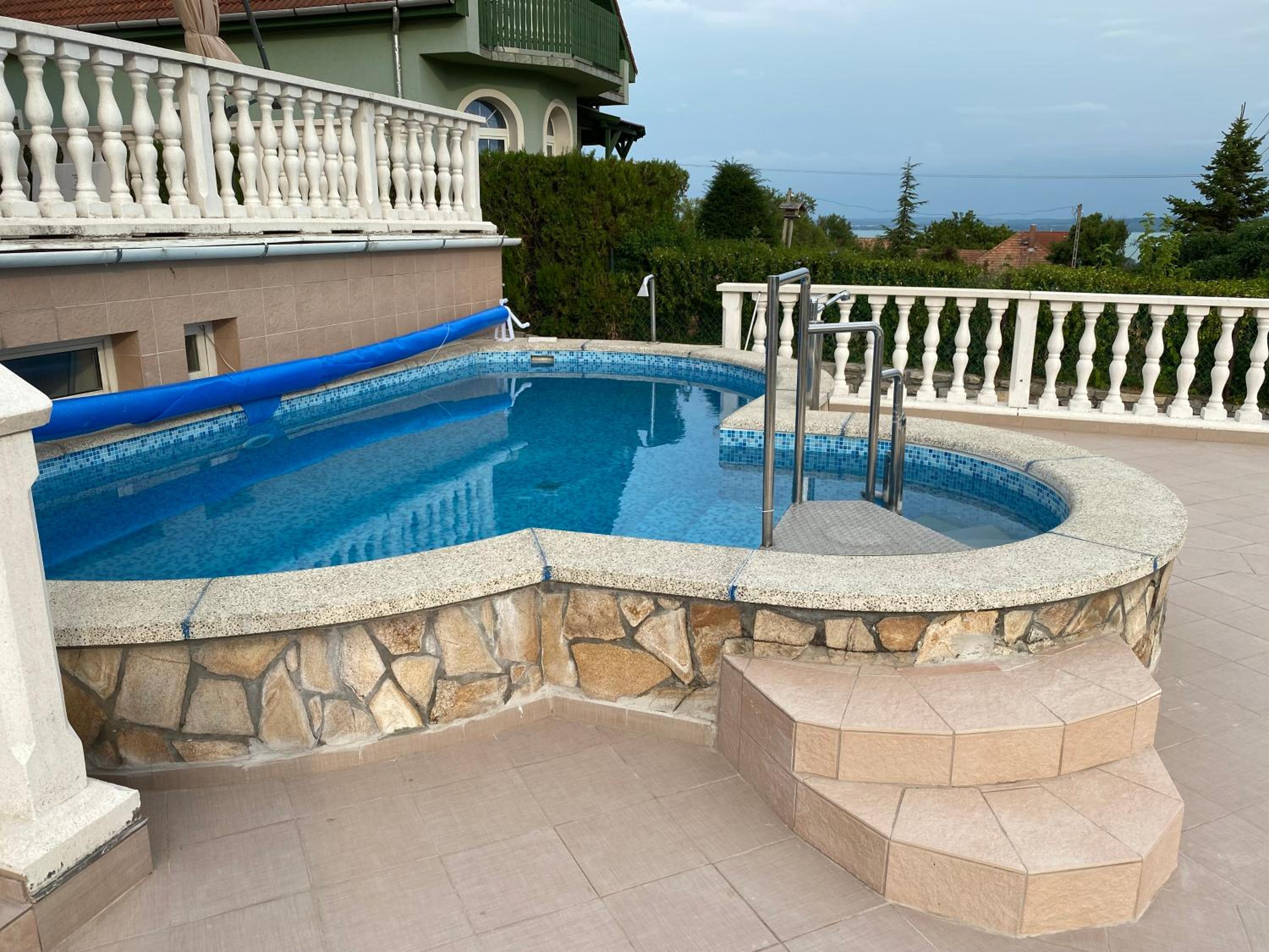 Superior Villa photo 3