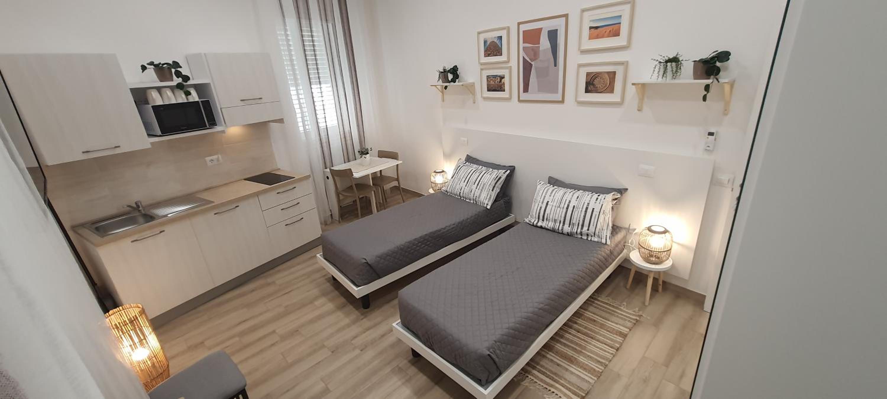 One-Bedroom Apartment photo 3