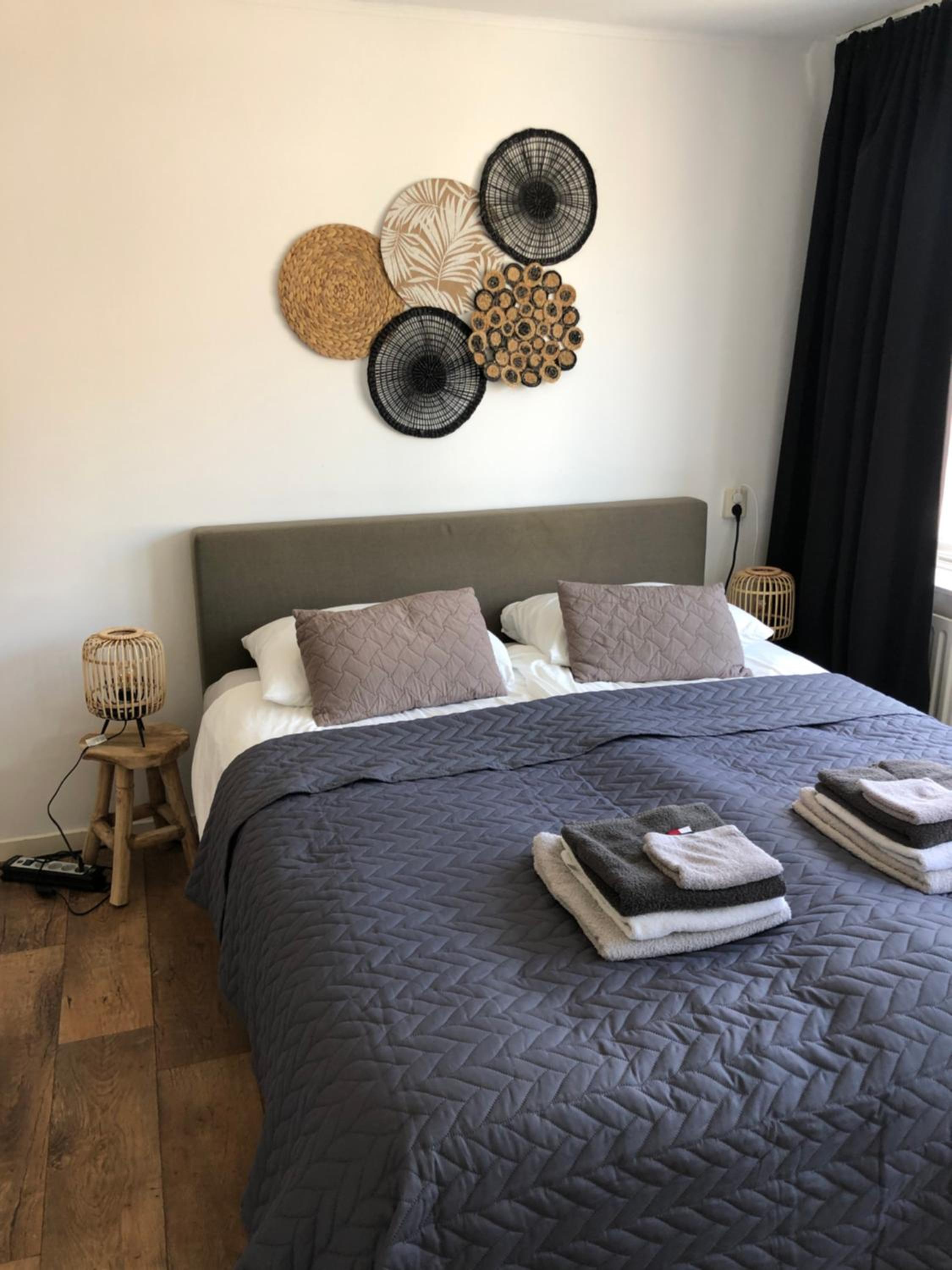 Deluxe Double Room with Balcony - Photo 5