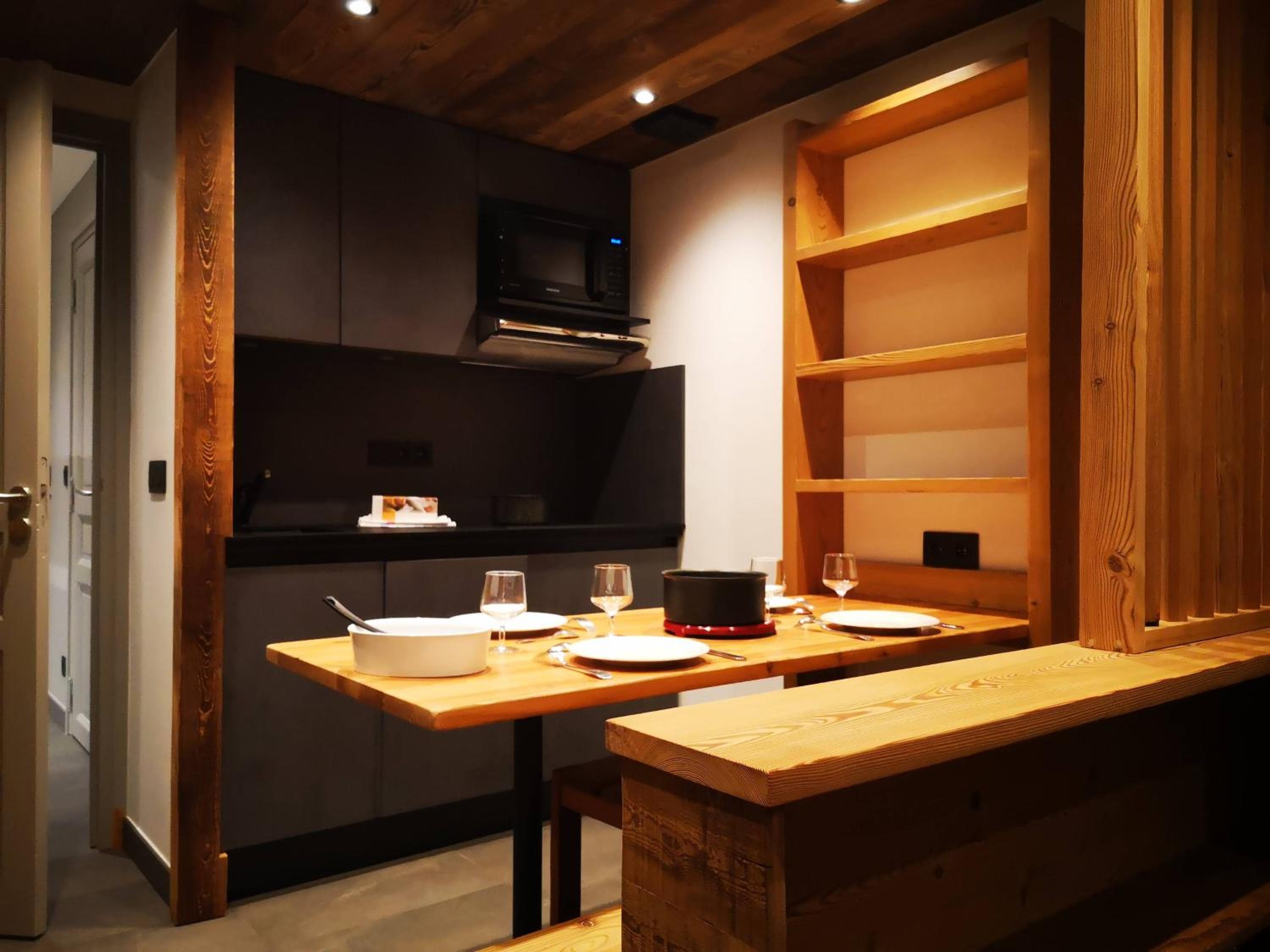 Appart-hotel 2 pers - Acces GRATUIT Spa 300m2 - Photo 2