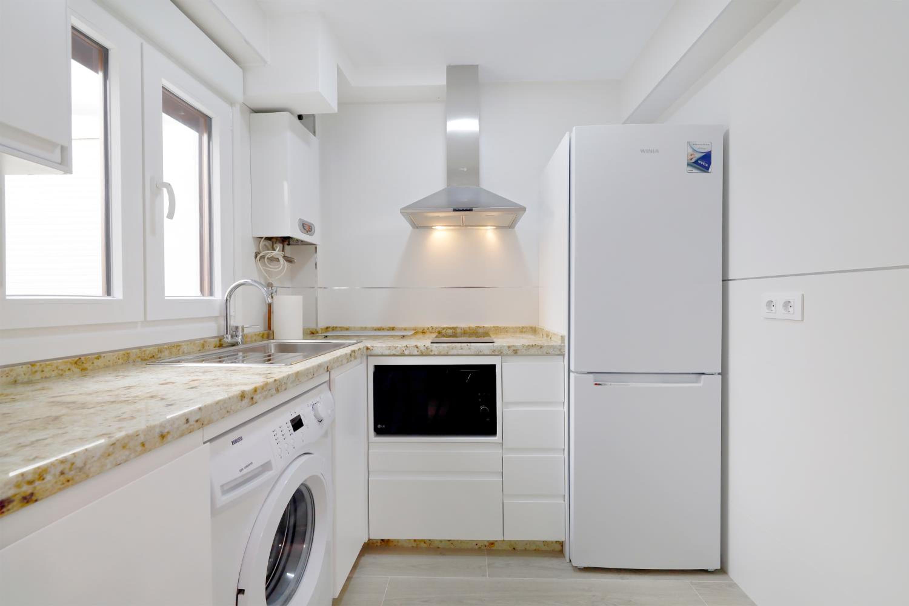 Three-Bedroom Apartment - Photo 14