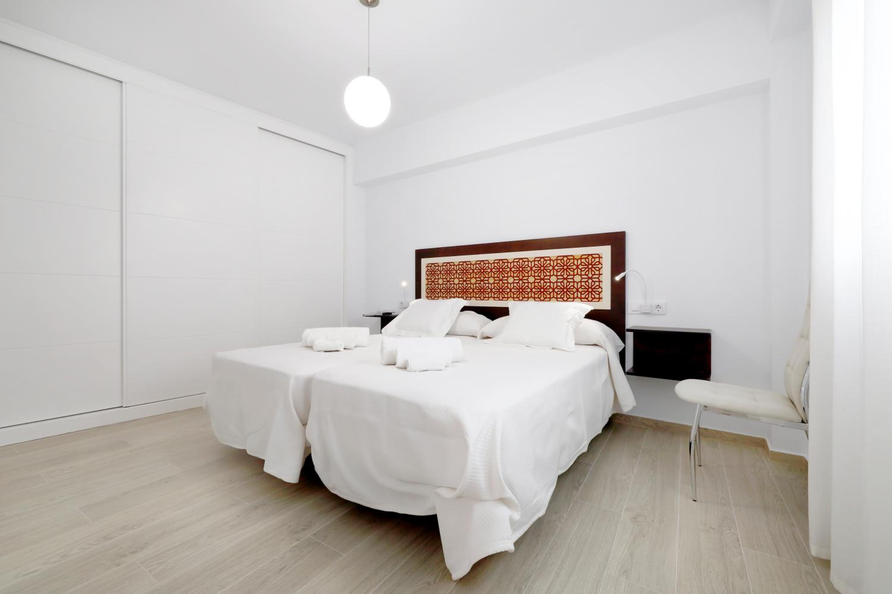 Three-Bedroom Apartment - Photo 4