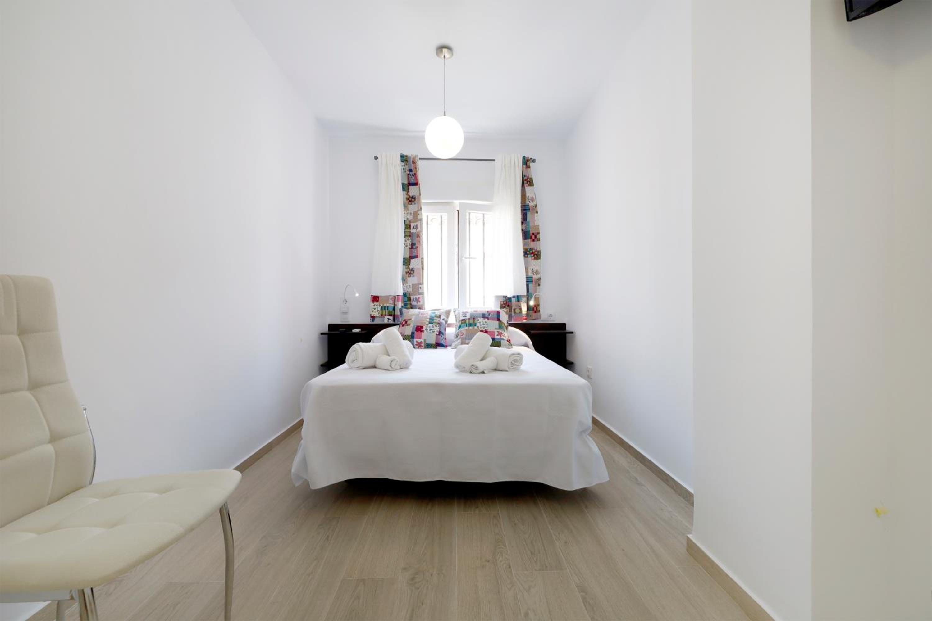 Three-Bedroom Apartment - Photo 7