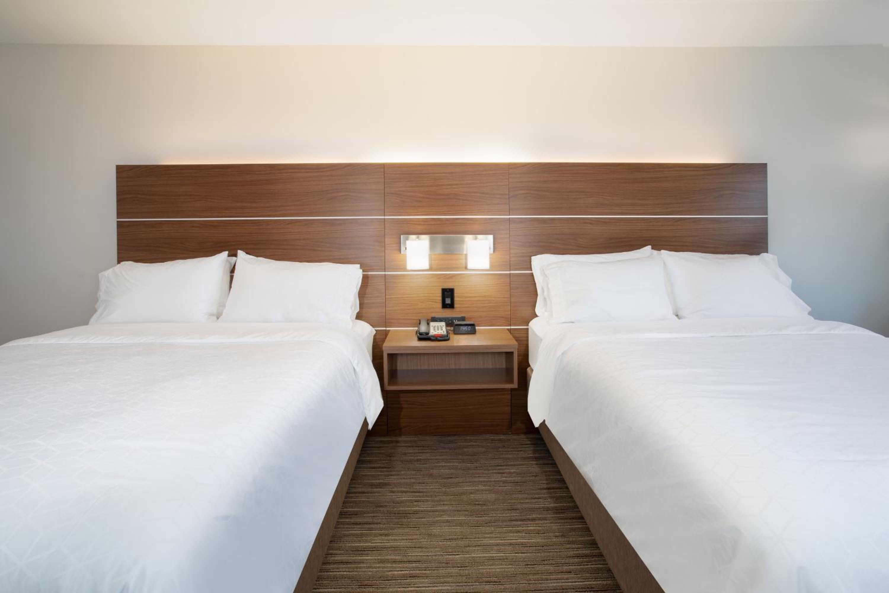 Standard Queen Room with Two Queen Beds - Photo 1