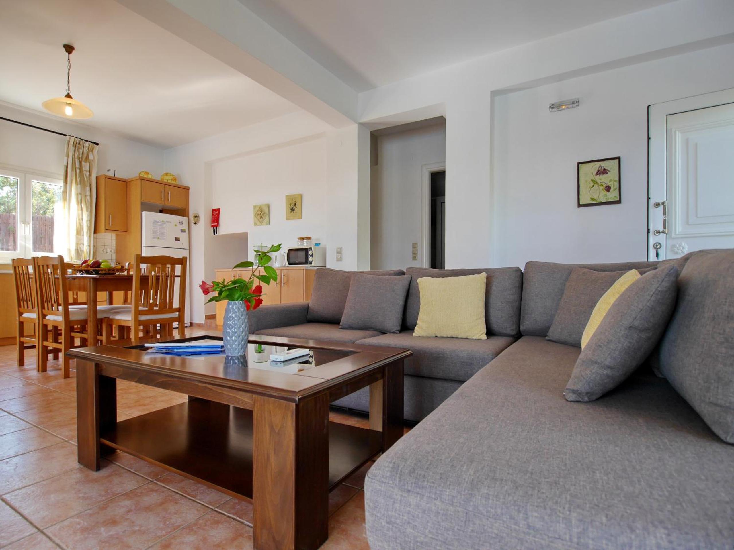 Three-Bedroom Villa photo 1