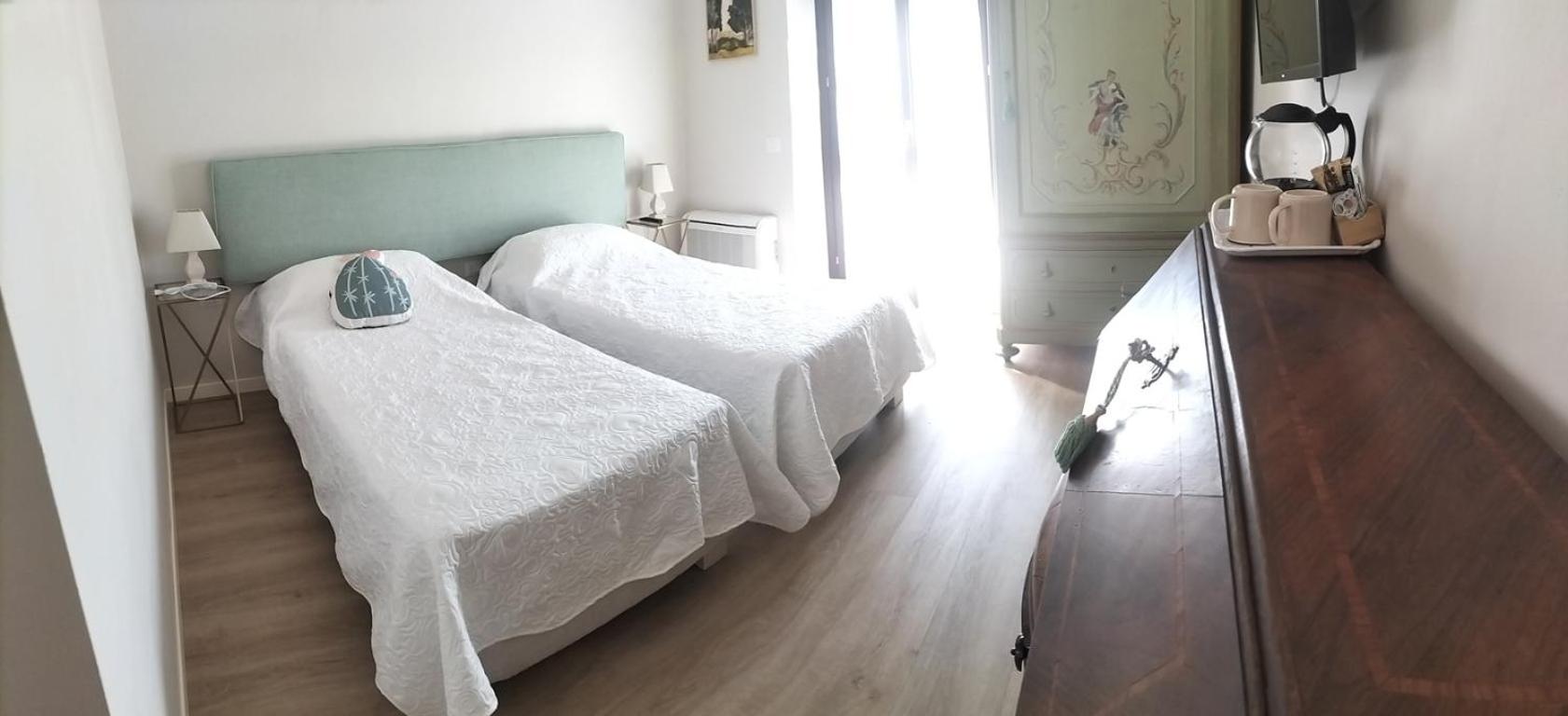 Double or Twin Room - Photo 1