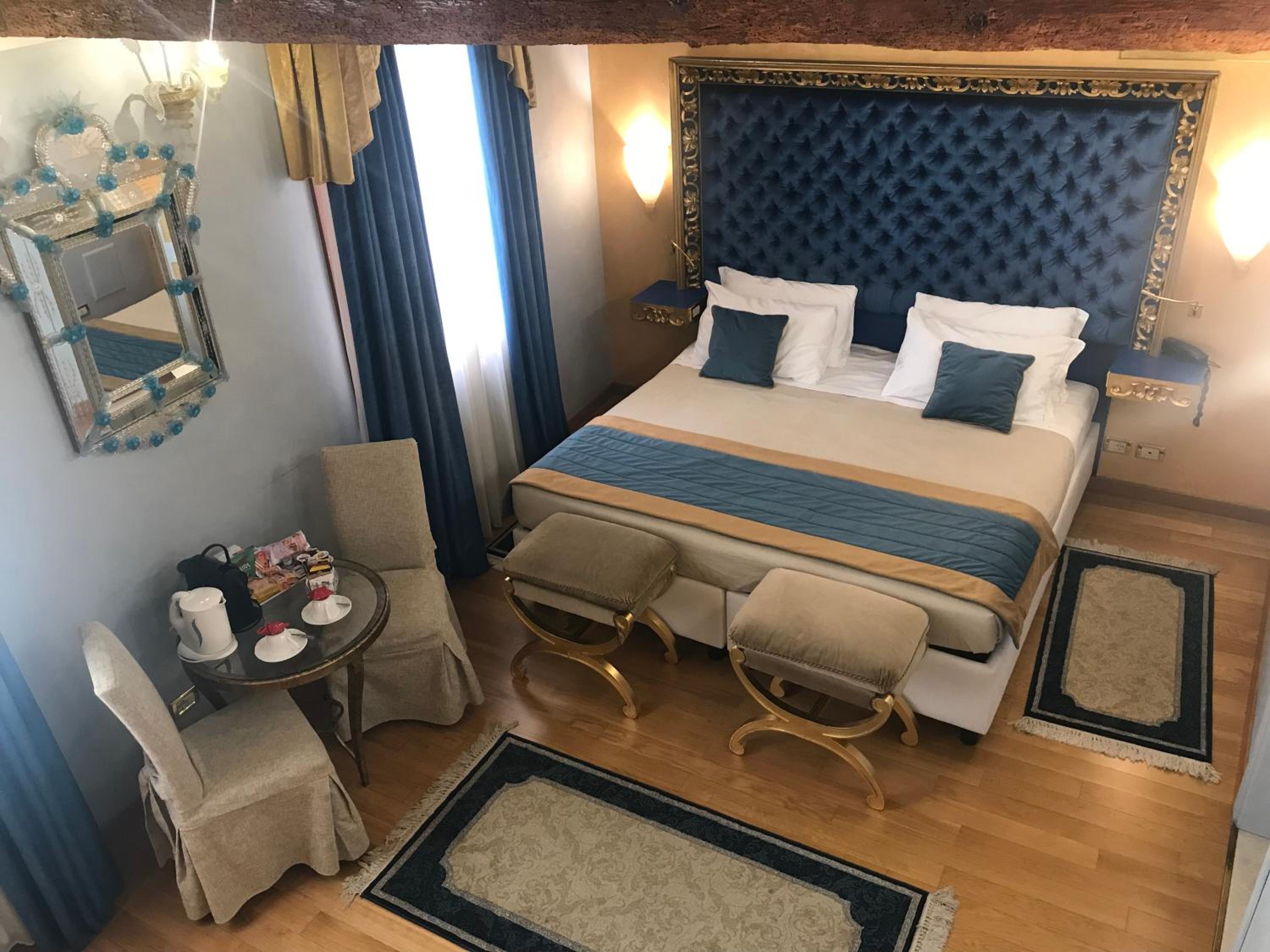 Double or Twin Room photo 3