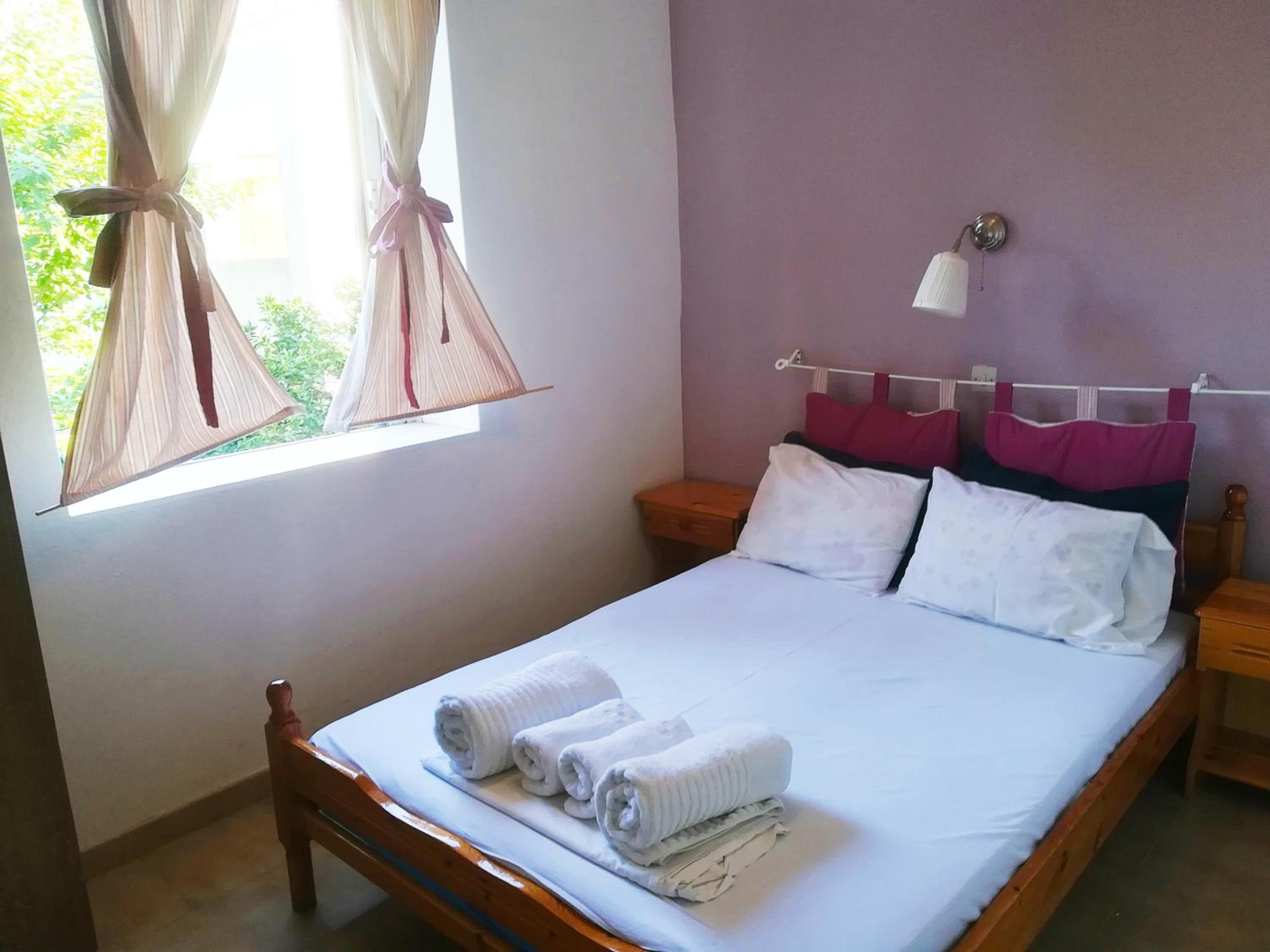 Basic Triple Room photo 1