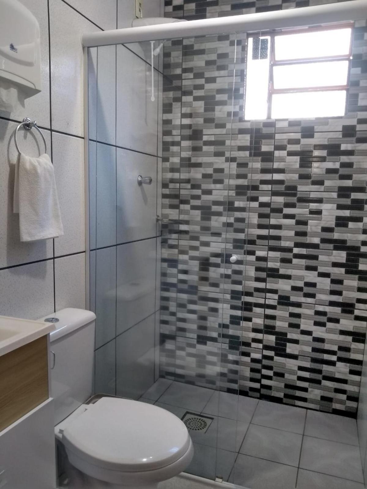 One-Bedroom Apartment - Photo 8