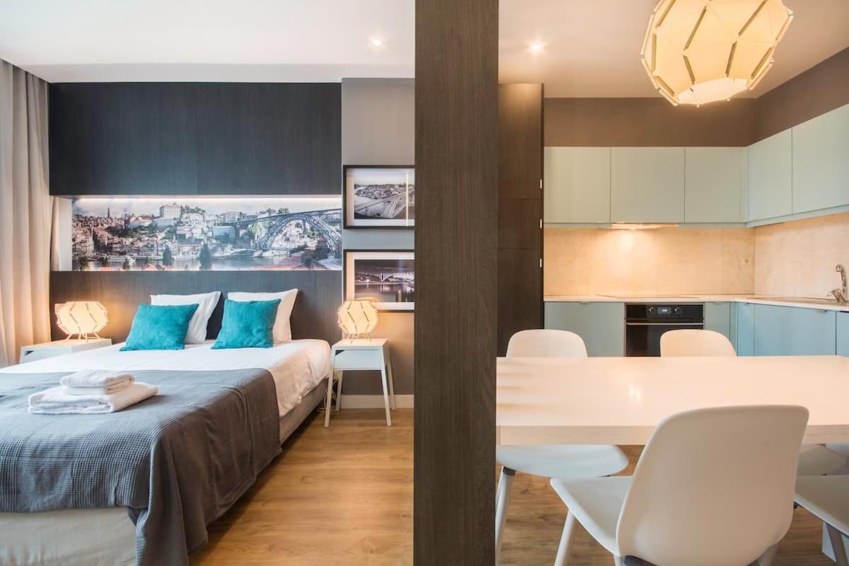 One-Bedroom Apartment - Photo 4