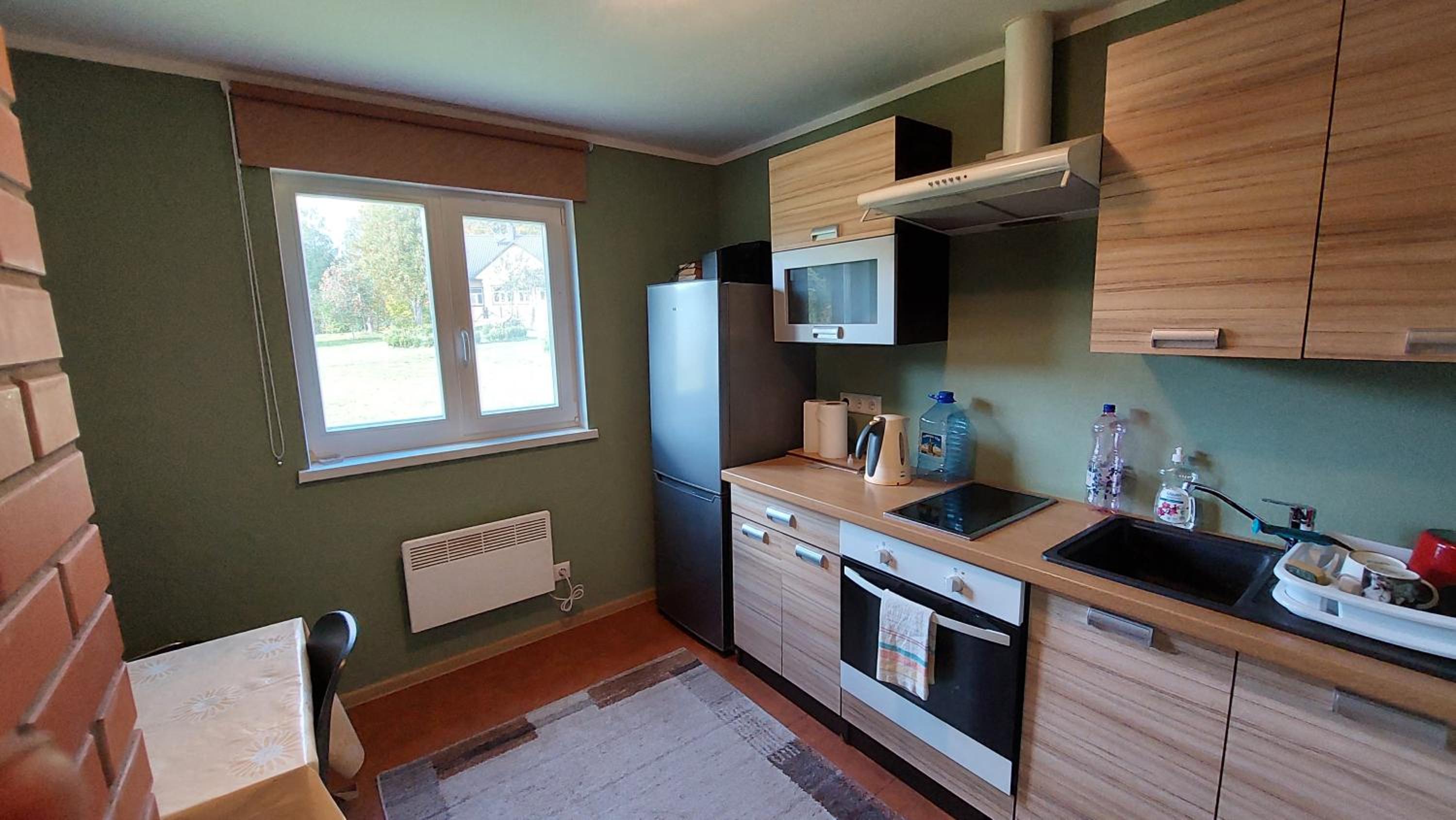 One-Bedroom House - Photo 3