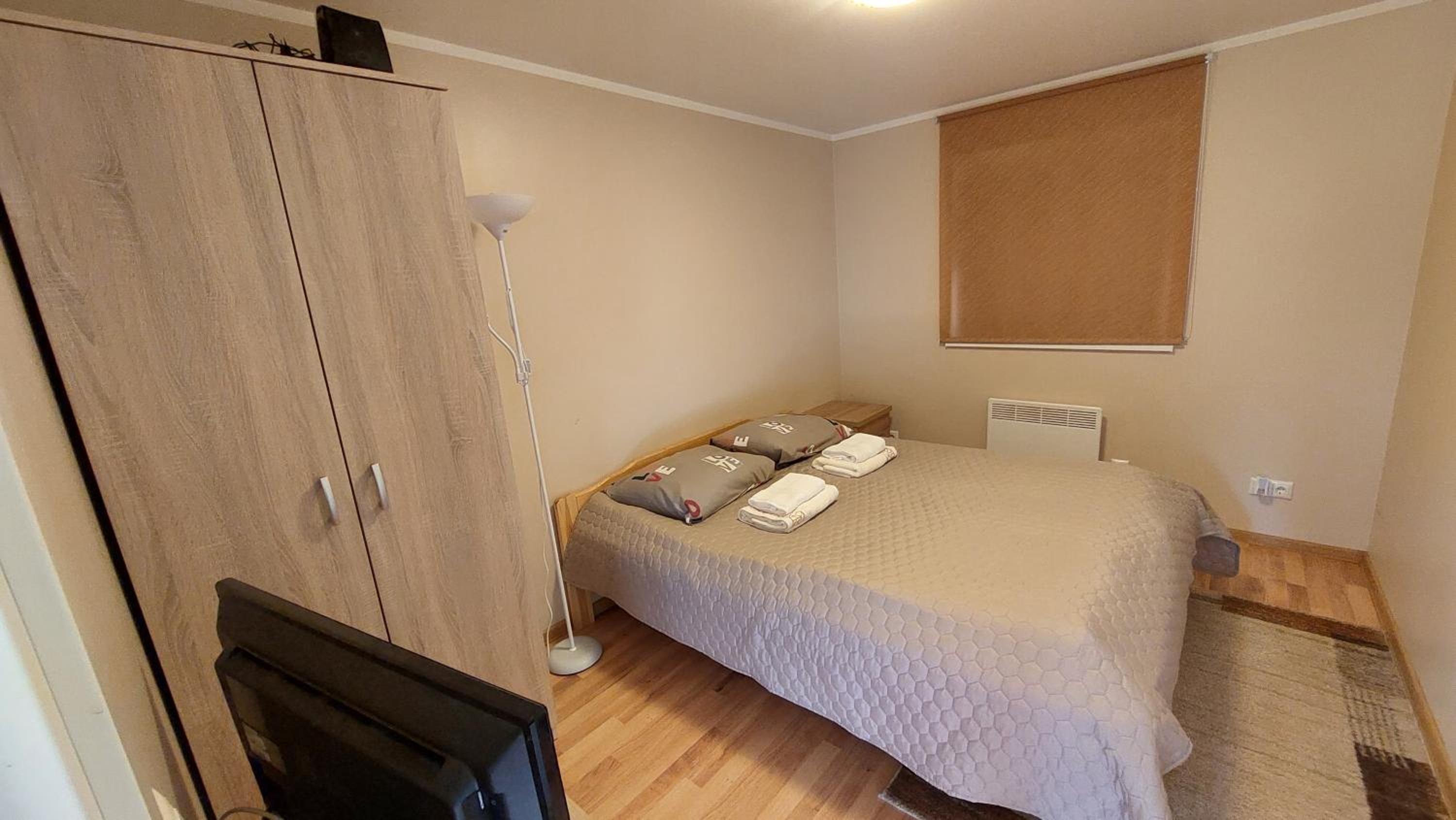 One-Bedroom House - Photo 4