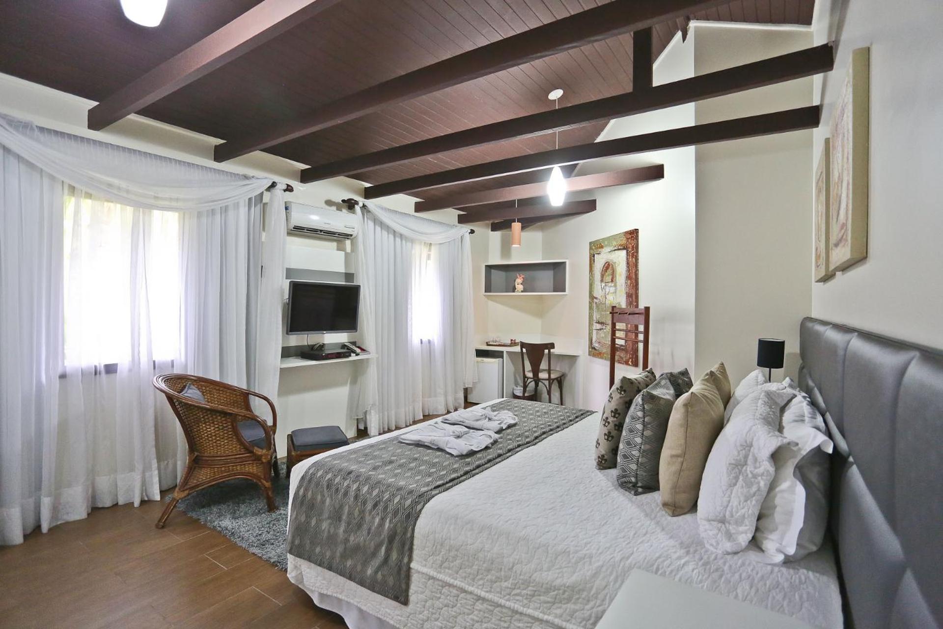 Deluxe Double or Twin Room photo 2
