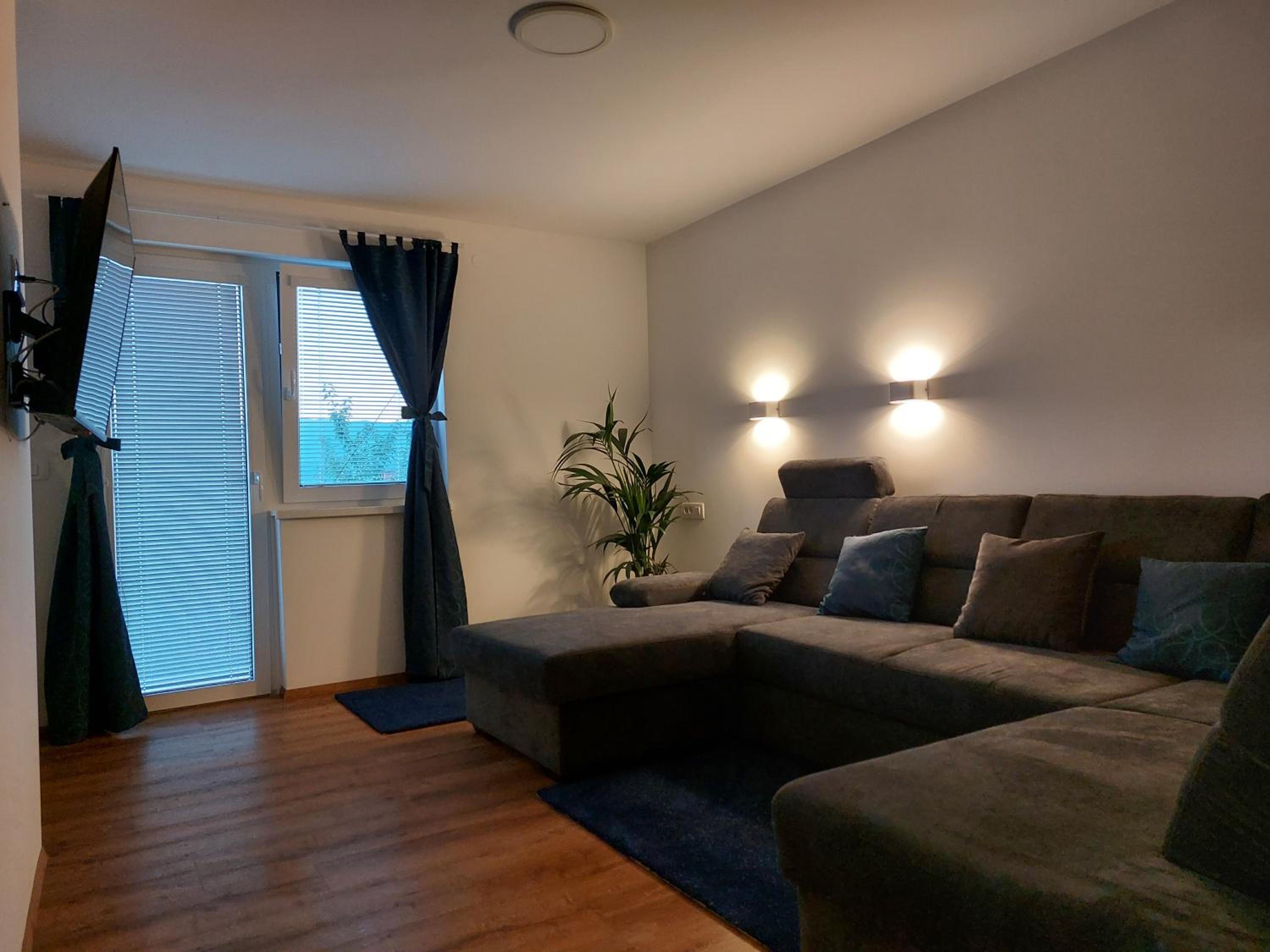 Apartment with Mountain View photo 1