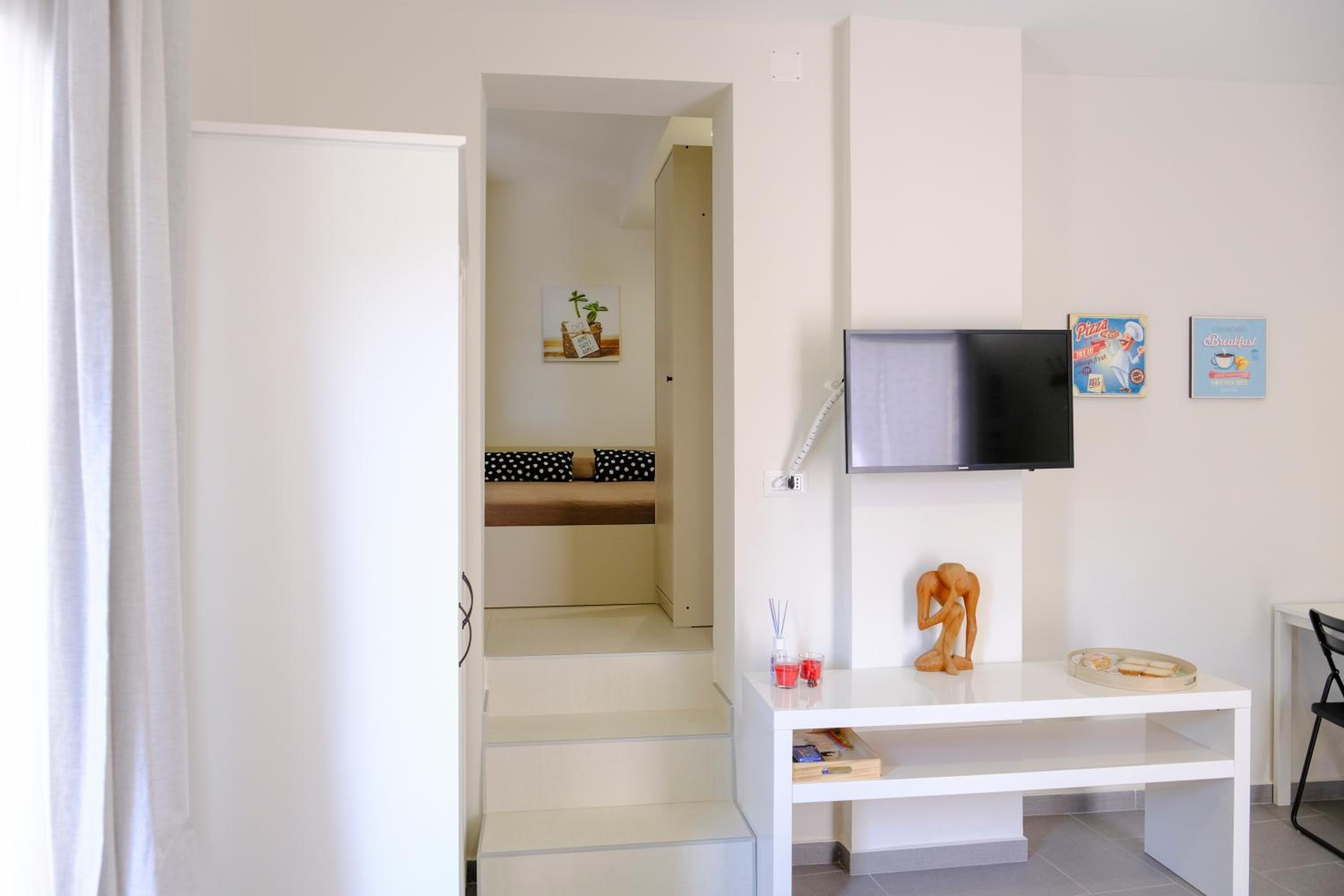 Family Studio - Photo 10