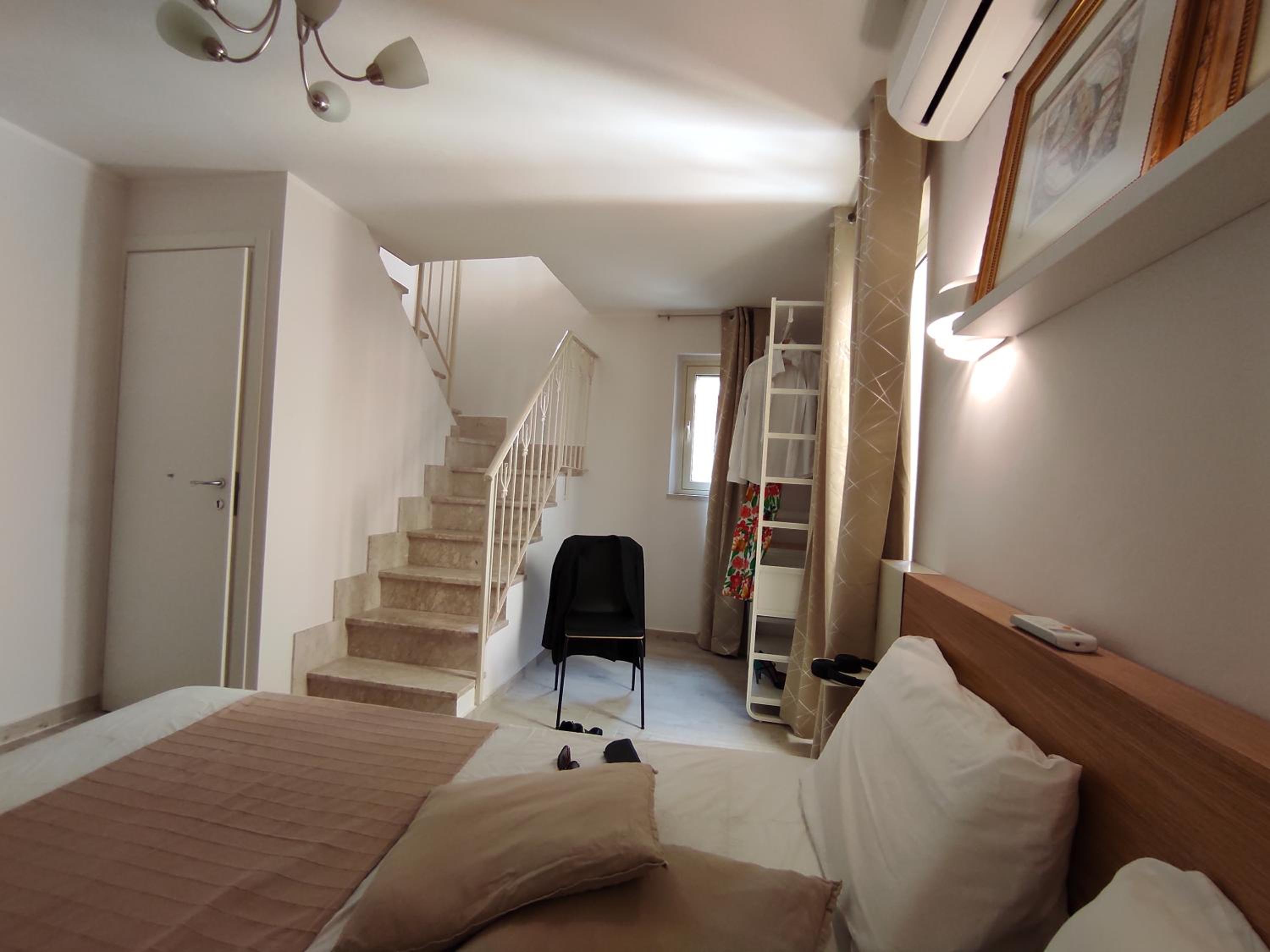 One-Bedroom Apartment - Photo 10