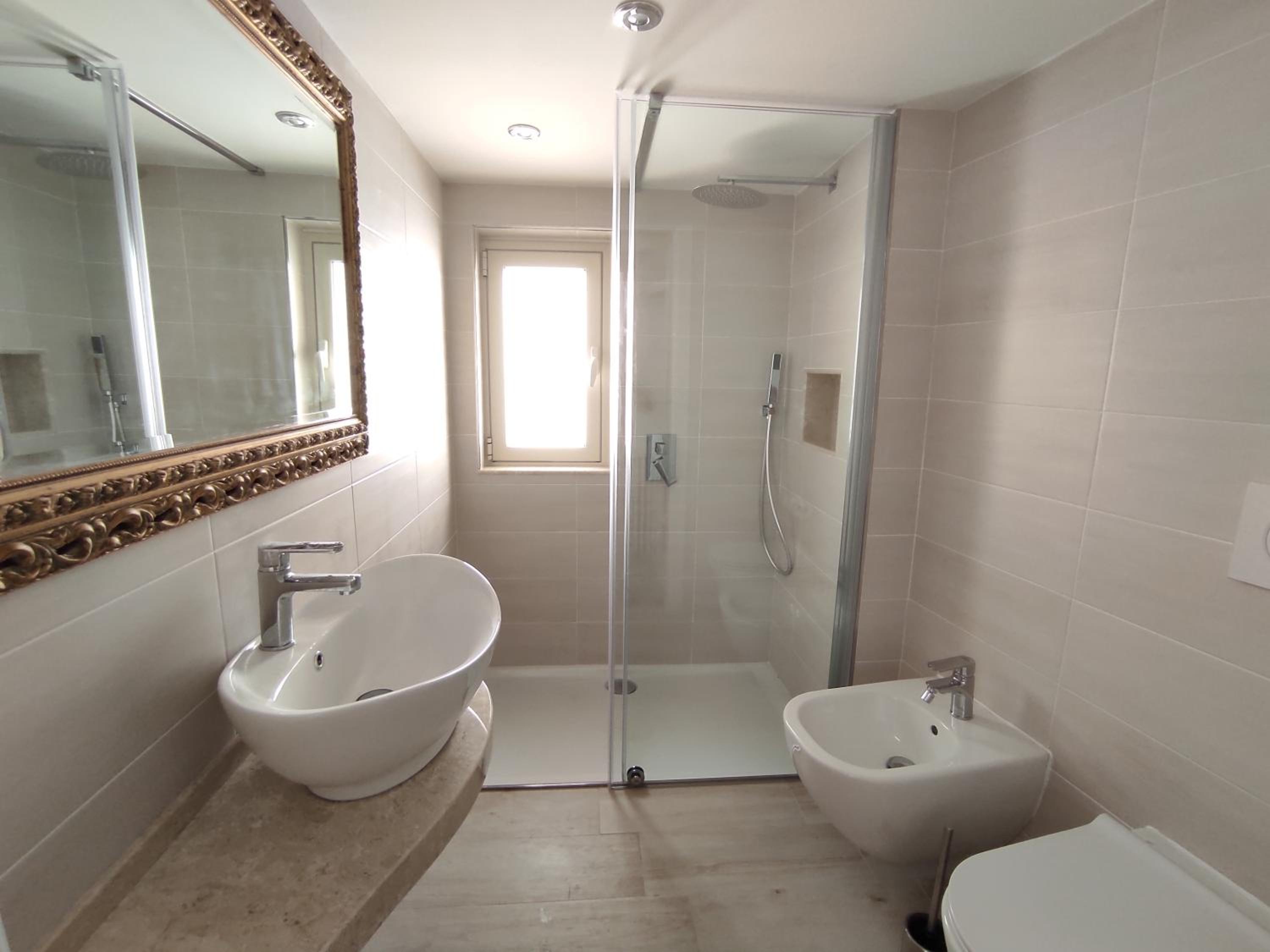 One-Bedroom Apartment - Photo 6