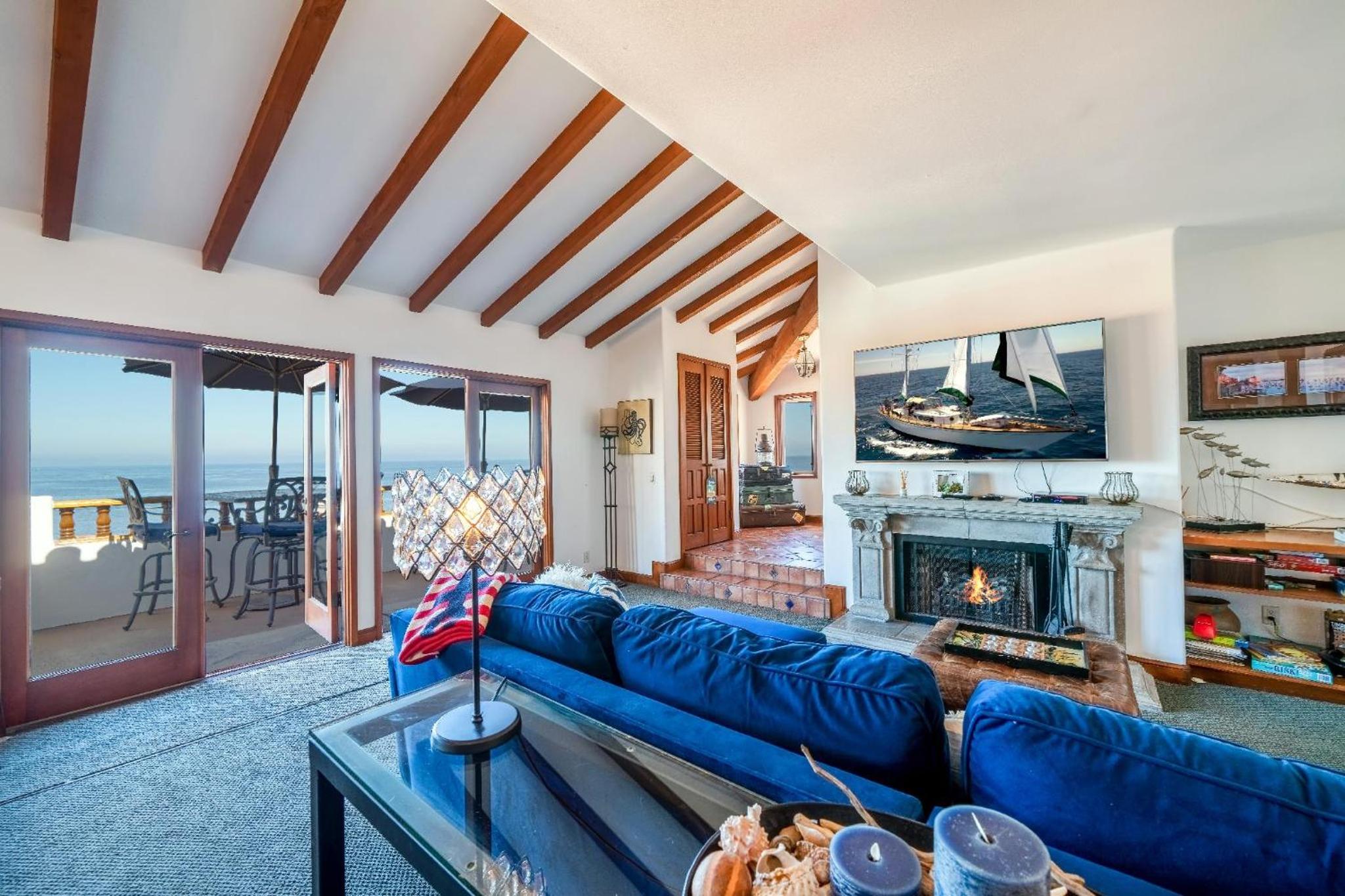 Apartment with Sea View photo 1