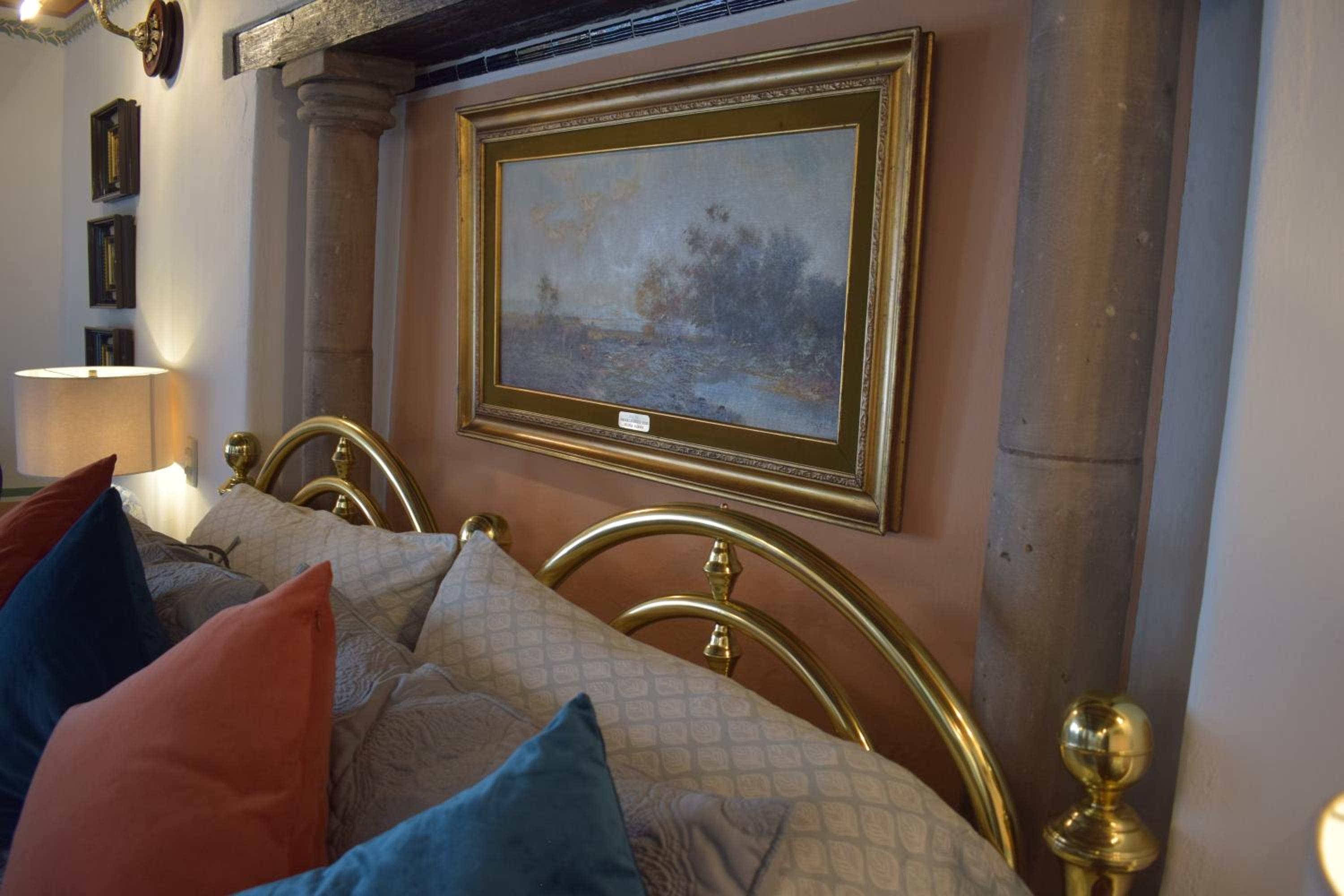 Deluxe King Room photo 2