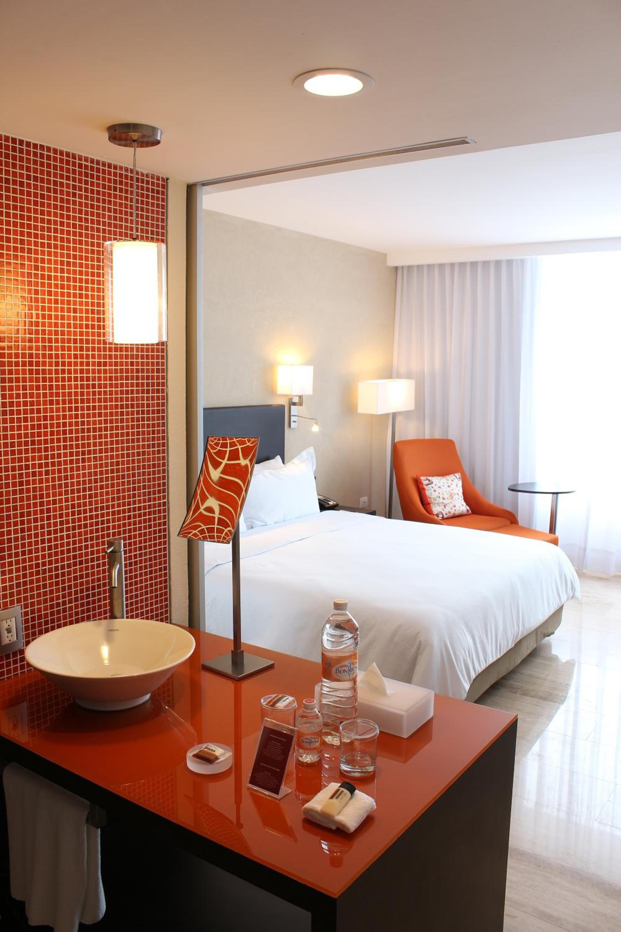 Superior King Room photo 2