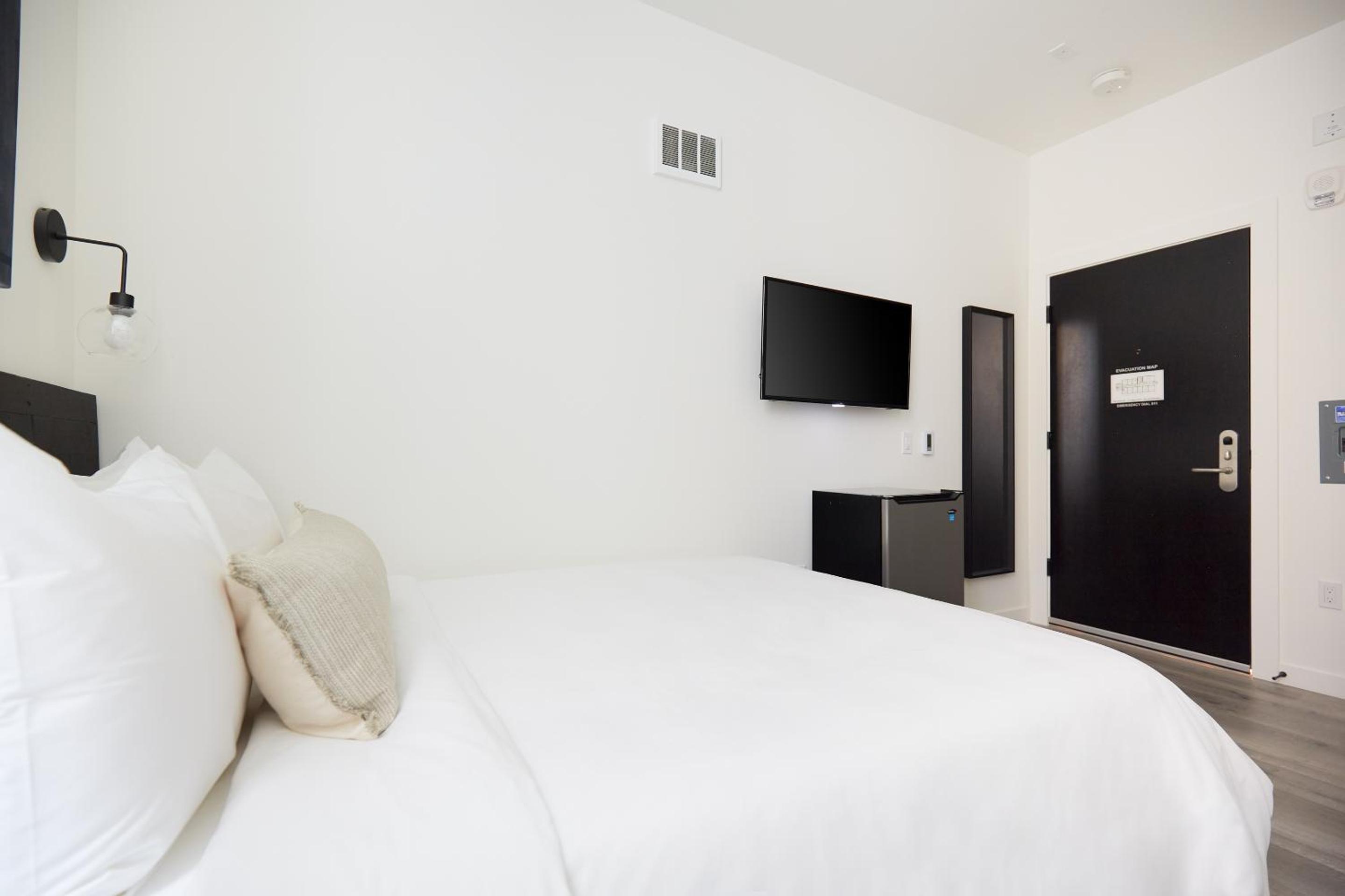 Double Room - Accessible photo 1