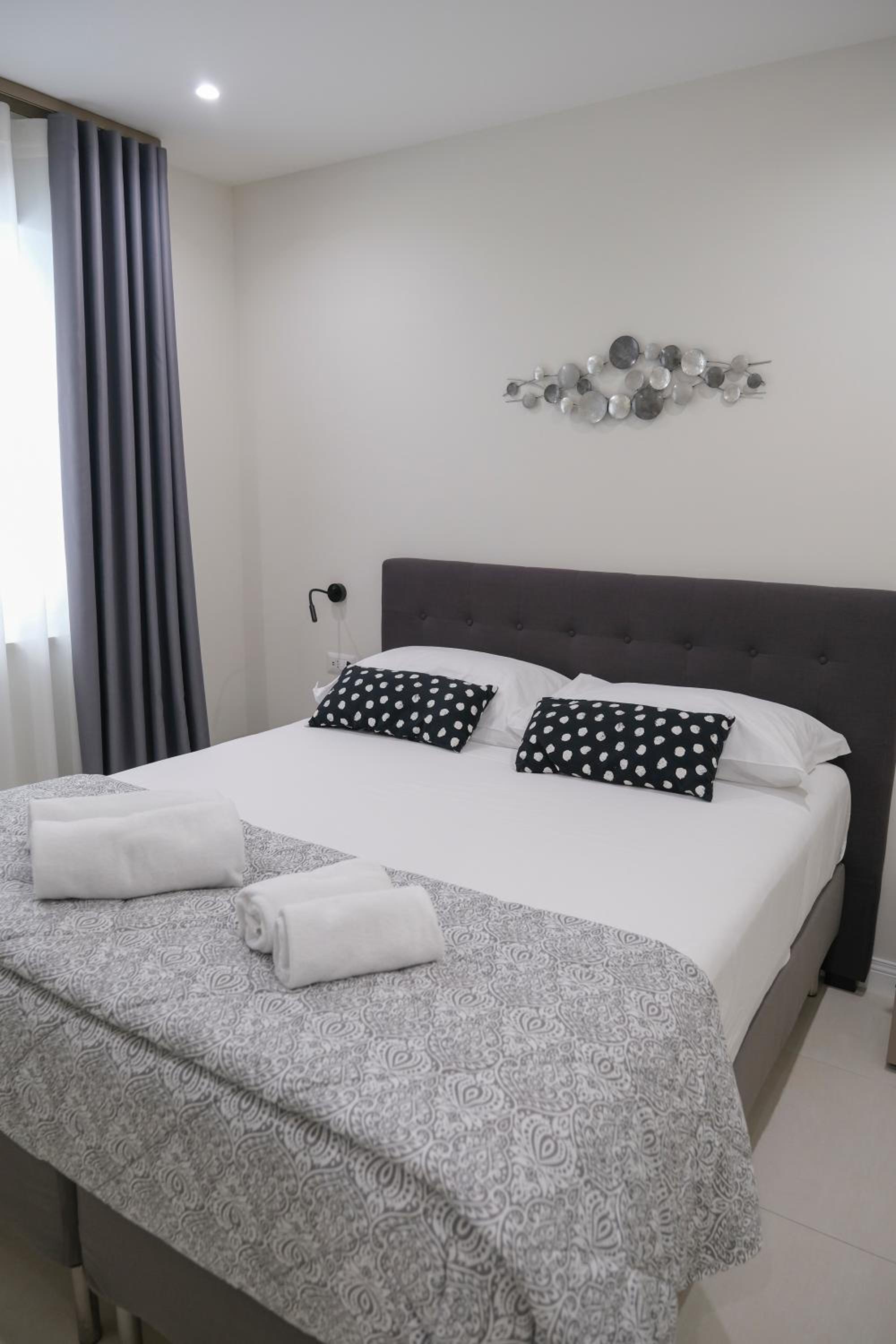 Superior Double or Twin Room - Photo 9